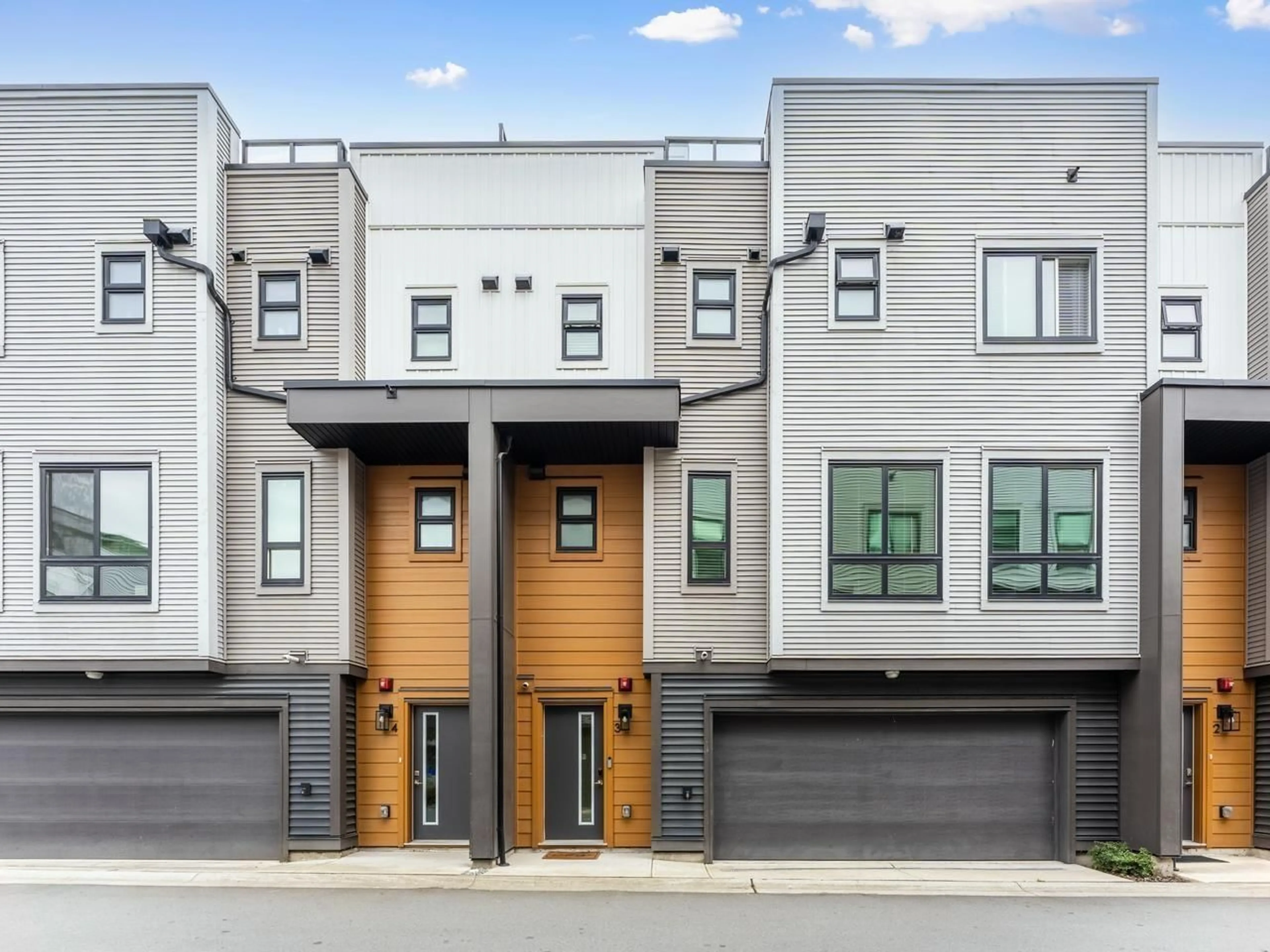 Home with brick exterior material, street for 3 - 20057 82 AVENUE, Langley British Columbia V2Y3S4