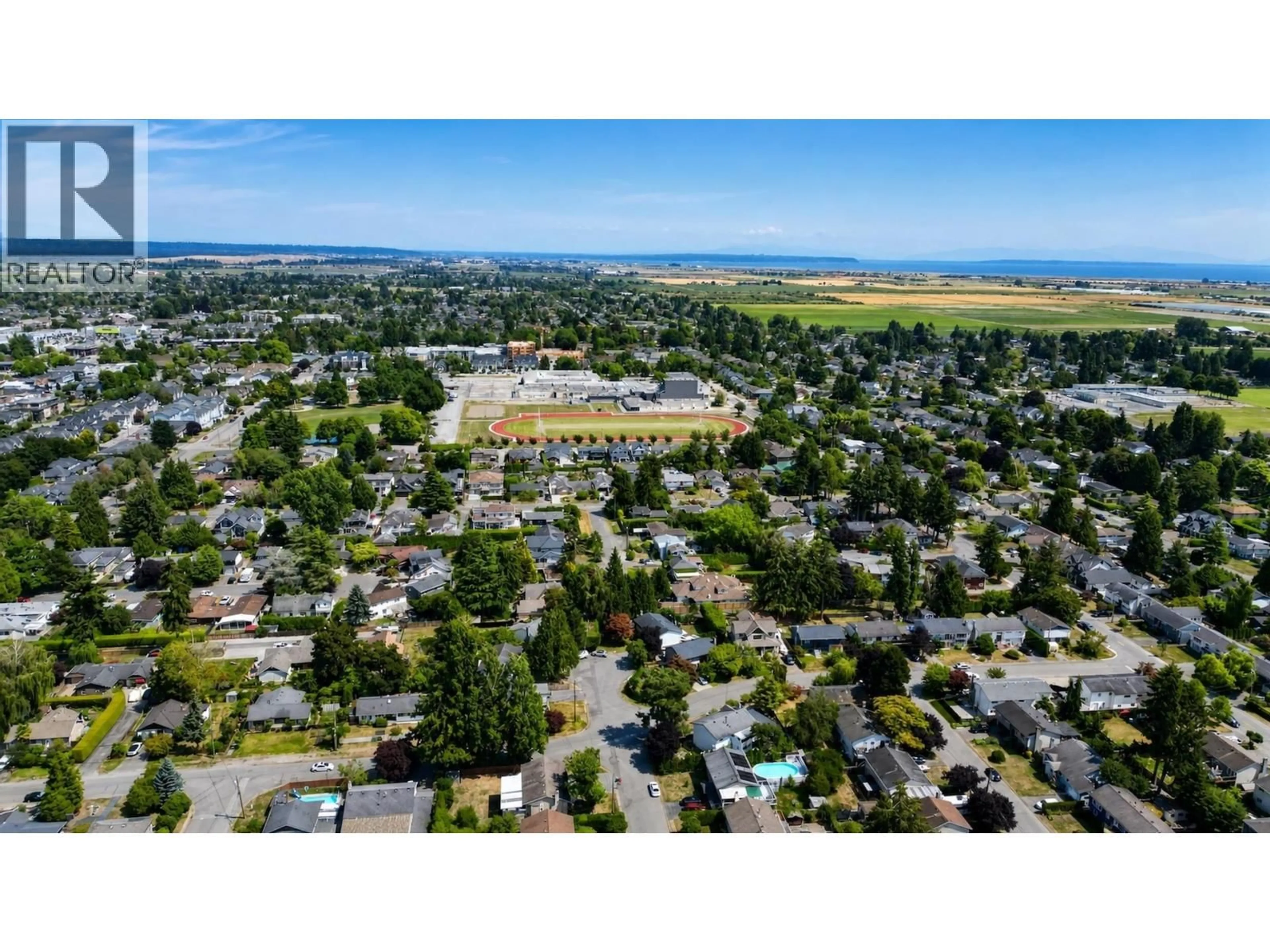 A pic from outside/outdoor area/front of a property/back of a property/a pic from drone, unknown for 5059 WHITWORTH CRESCENT, Delta British Columbia V4K1B1