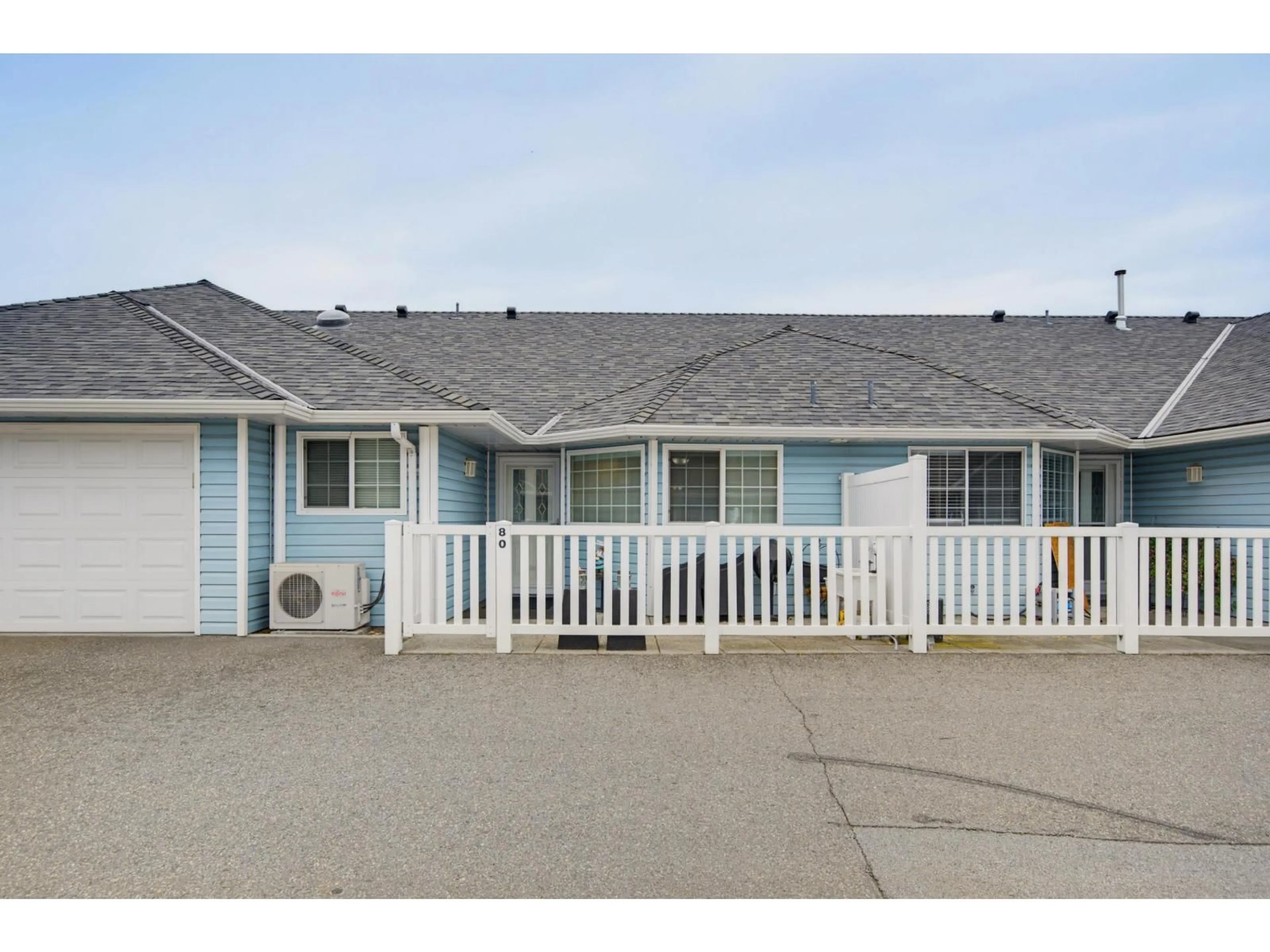 Home with vinyl exterior material, unknown for 80 - 1450 MCCALLUM ROAD, Abbotsford British Columbia V2S8A3