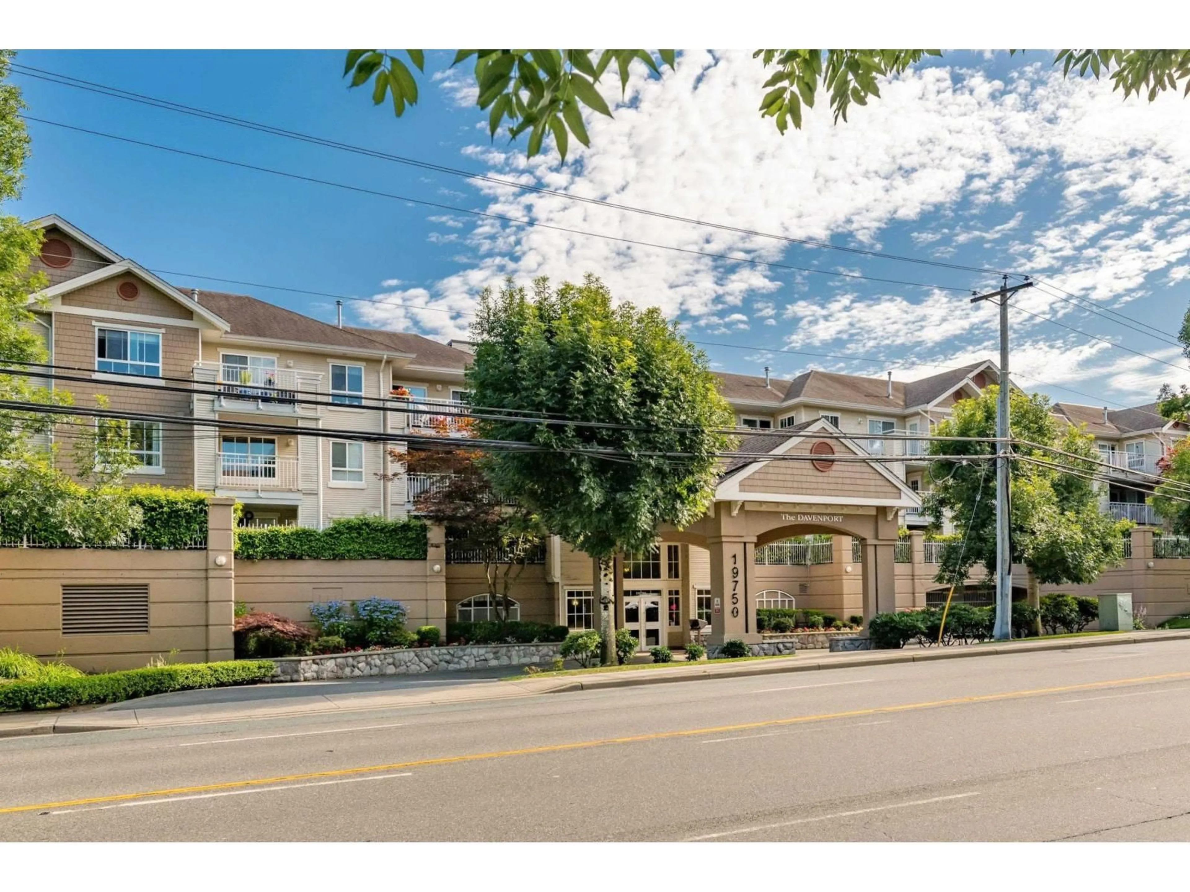 Unknown for 213 - 19750 64 AVENUE, Langley British Columbia V2Y2T1
