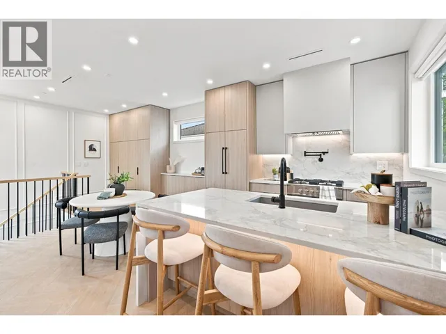 646 E 23RD AVENUE, Vancouver 3