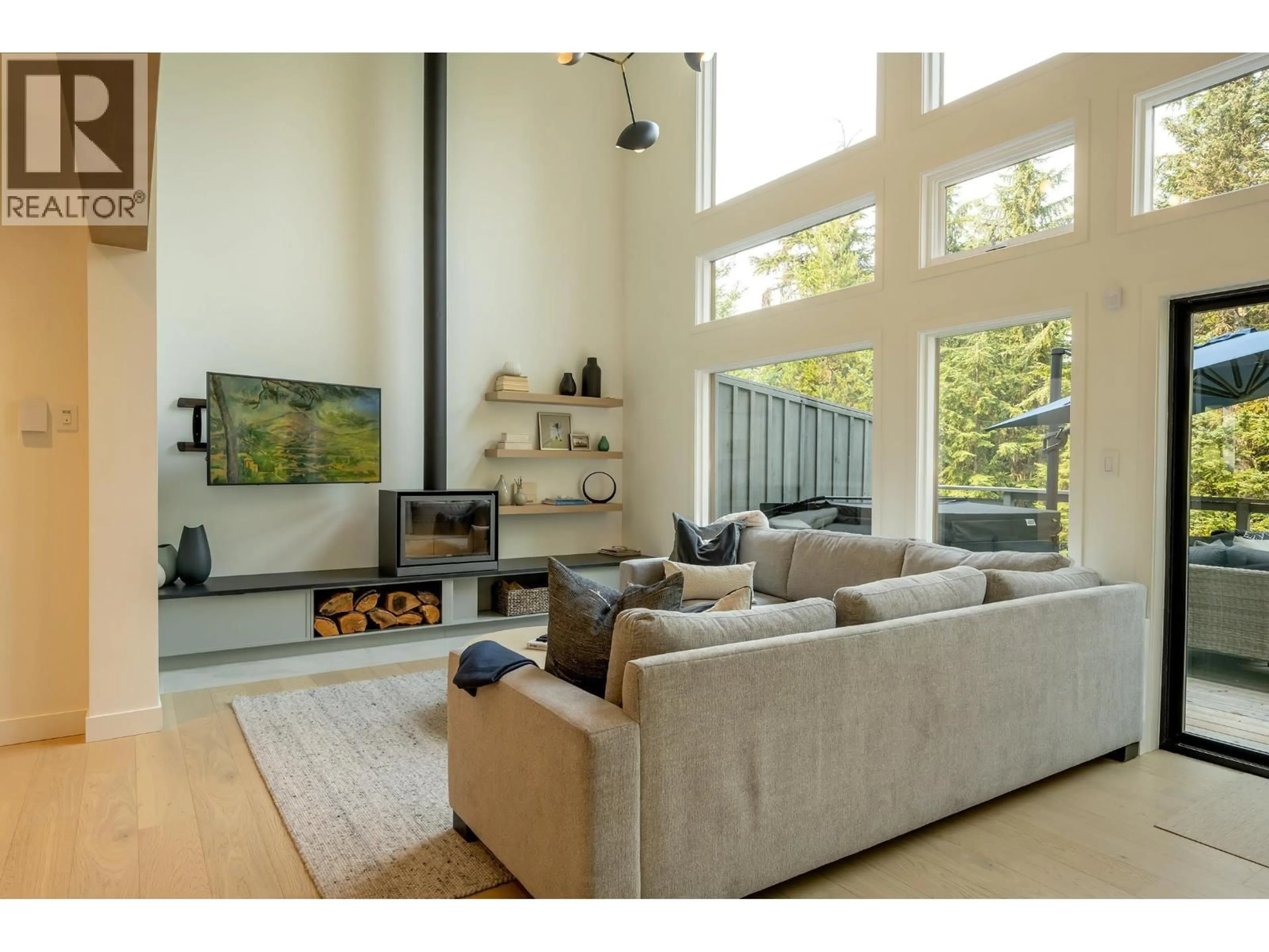 Living room with furniture, unknown for 6260 EAGLE DRIVE, Whistler British Columbia V8E0C7