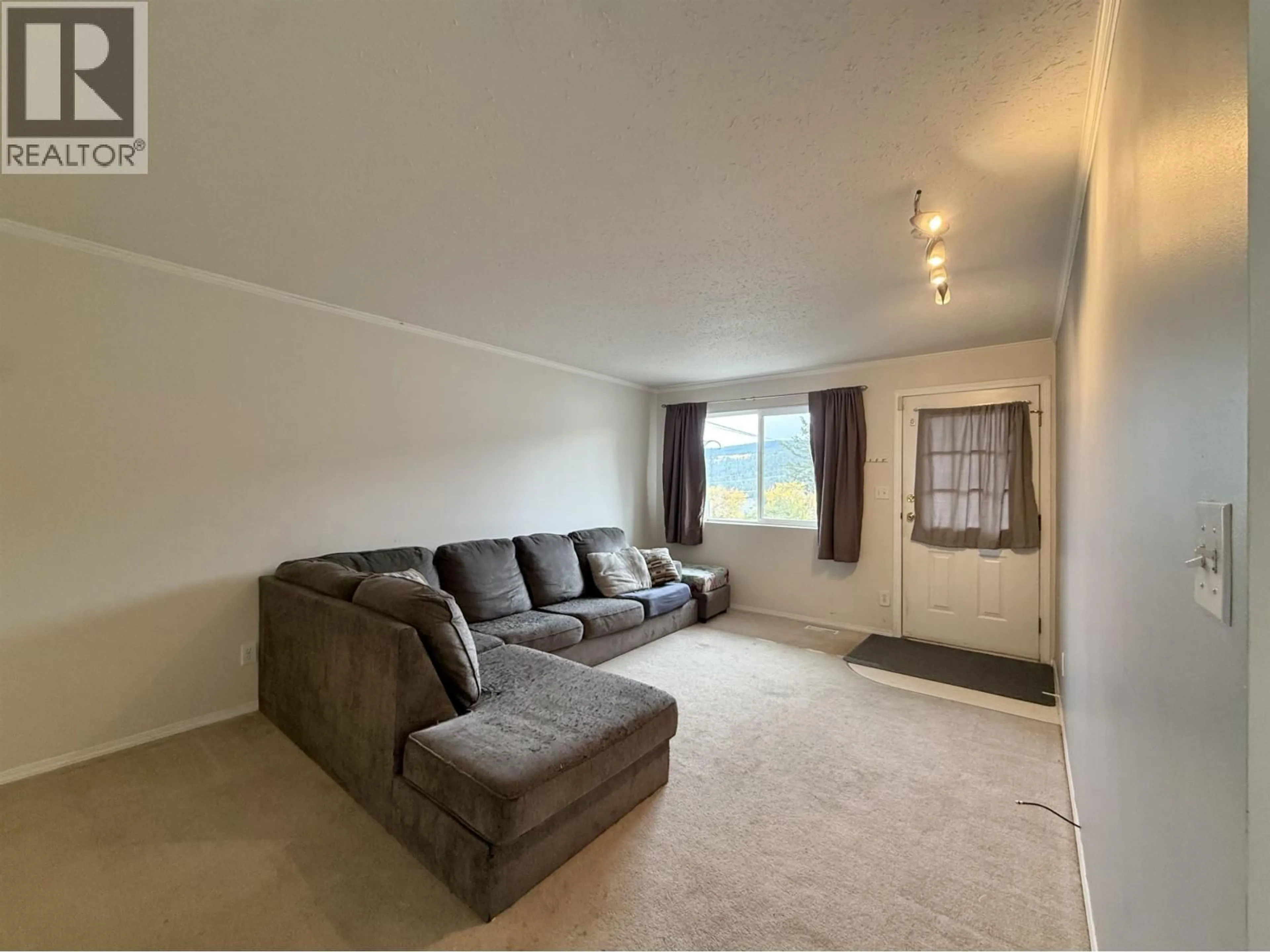 A pic of a room for 2 - 1164 SECOND AVENUE, Williams Lake British Columbia V2G1X8