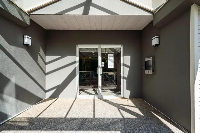 304 - 5489 201 STREET, Langley 2