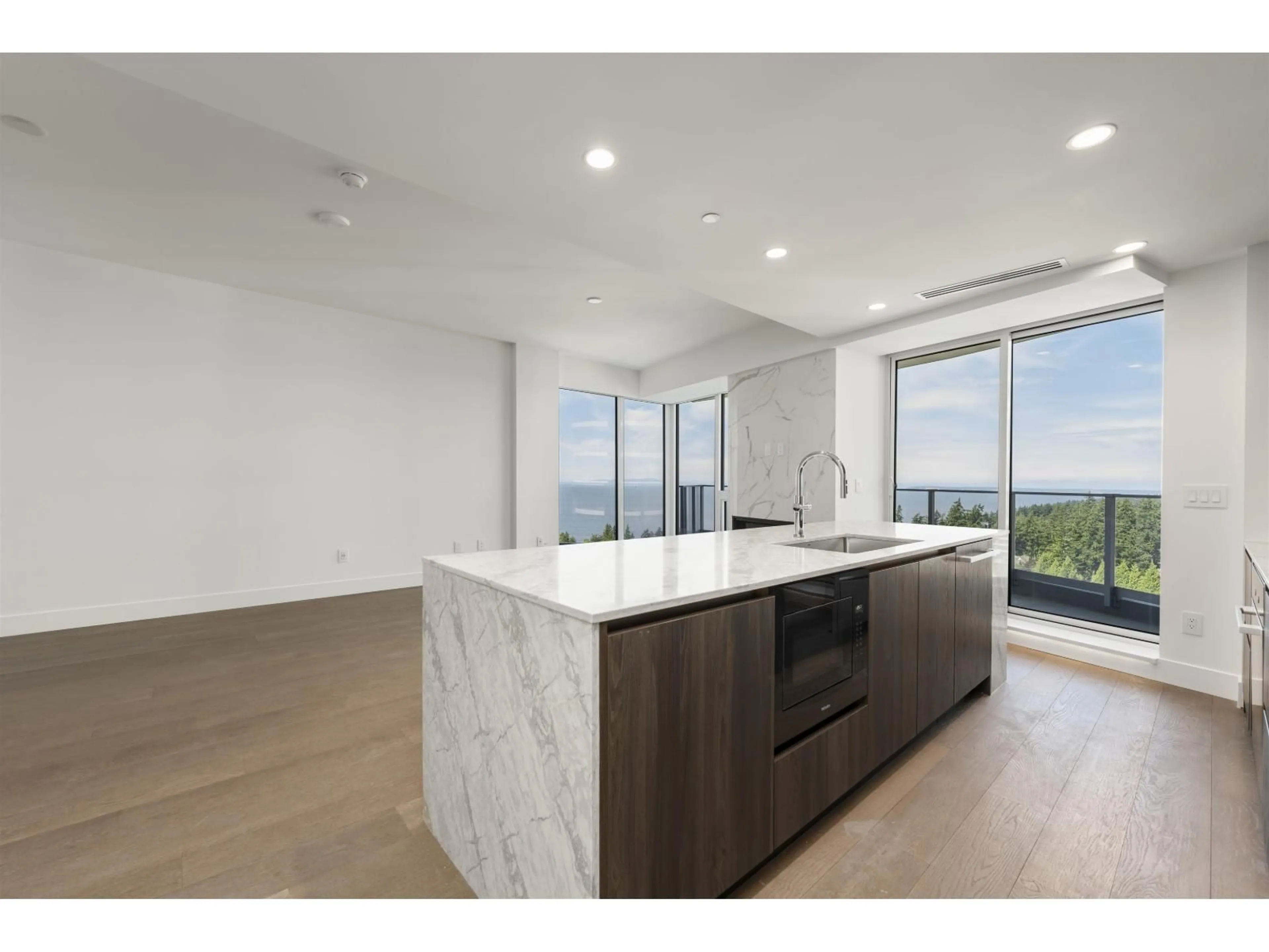 Open concept kitchen, unknown for 1401 - 1475 FOSTER STREET, White Rock British Columbia V4B0C9