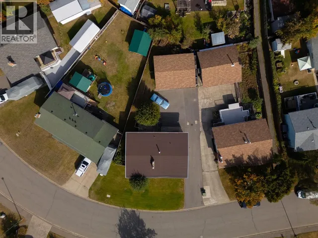 4334 EAGLENEST CRESCENT, Prince George 3