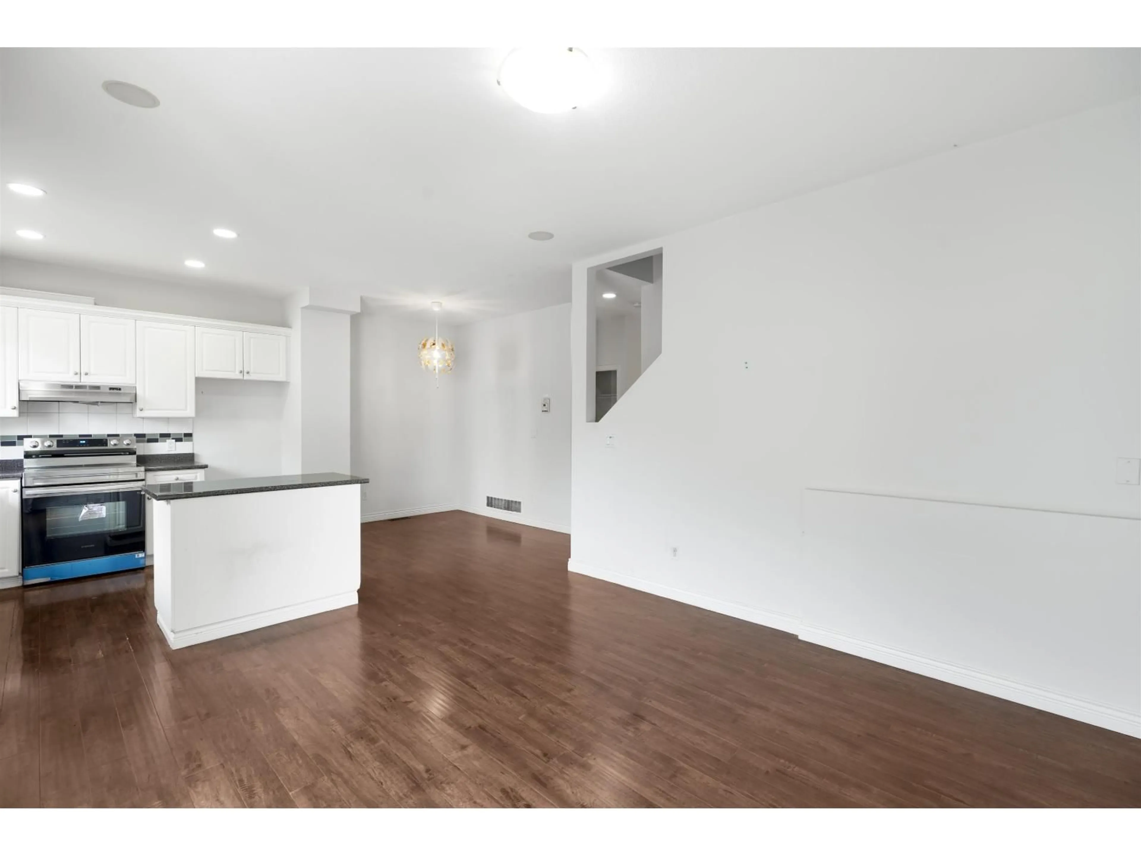 A pic of a room for 36 - 14453 72 AVENUE, Surrey British Columbia V3S2E6