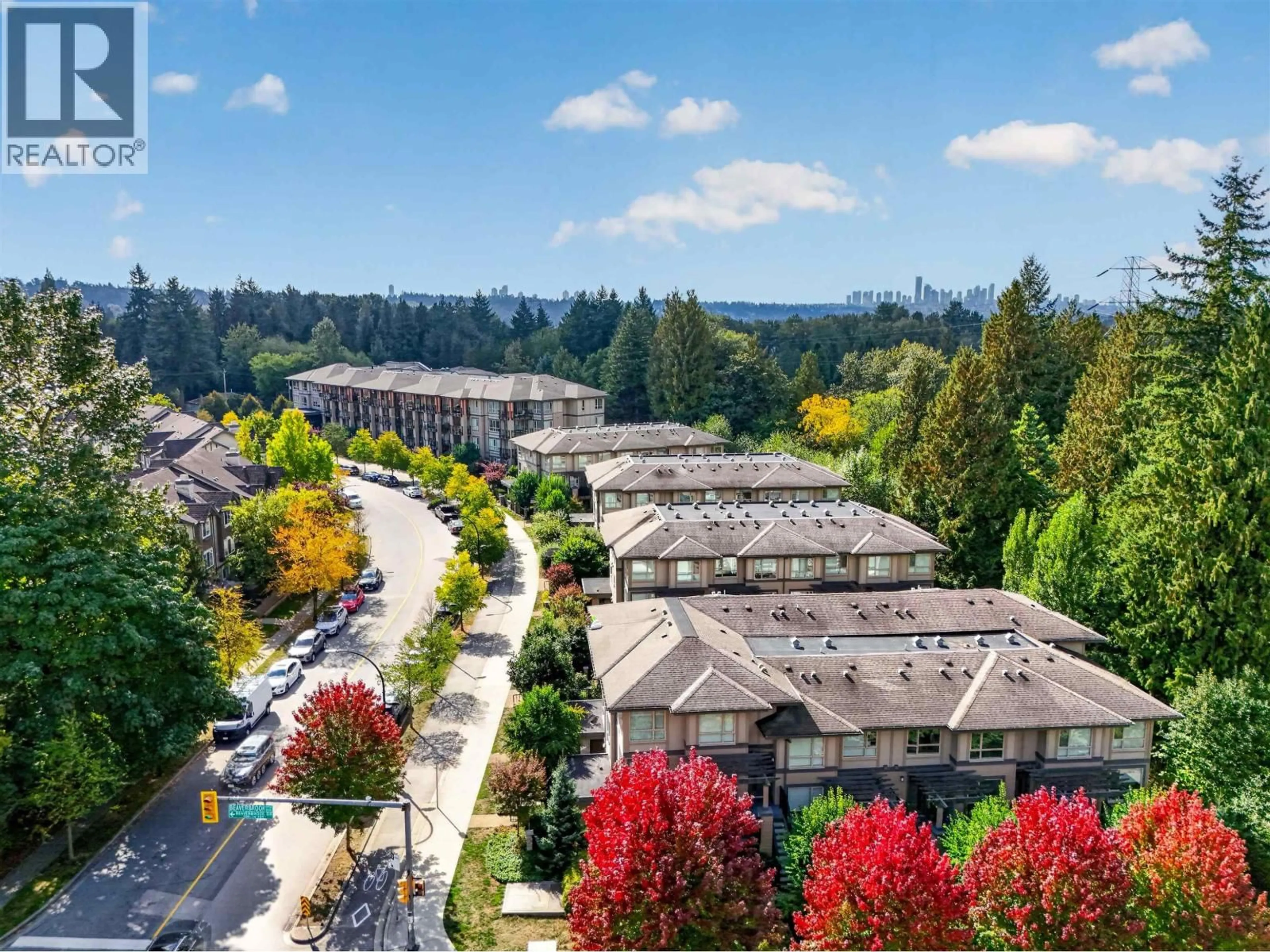 A pic from outside/outdoor area/front of a property/back of a property/a pic from drone, mountain view for 3 - 3201 NOEL DRIVE, Burnaby British Columbia V3J7G3