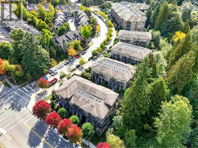 3 - 3201 NOEL DRIVE, Burnaby 2