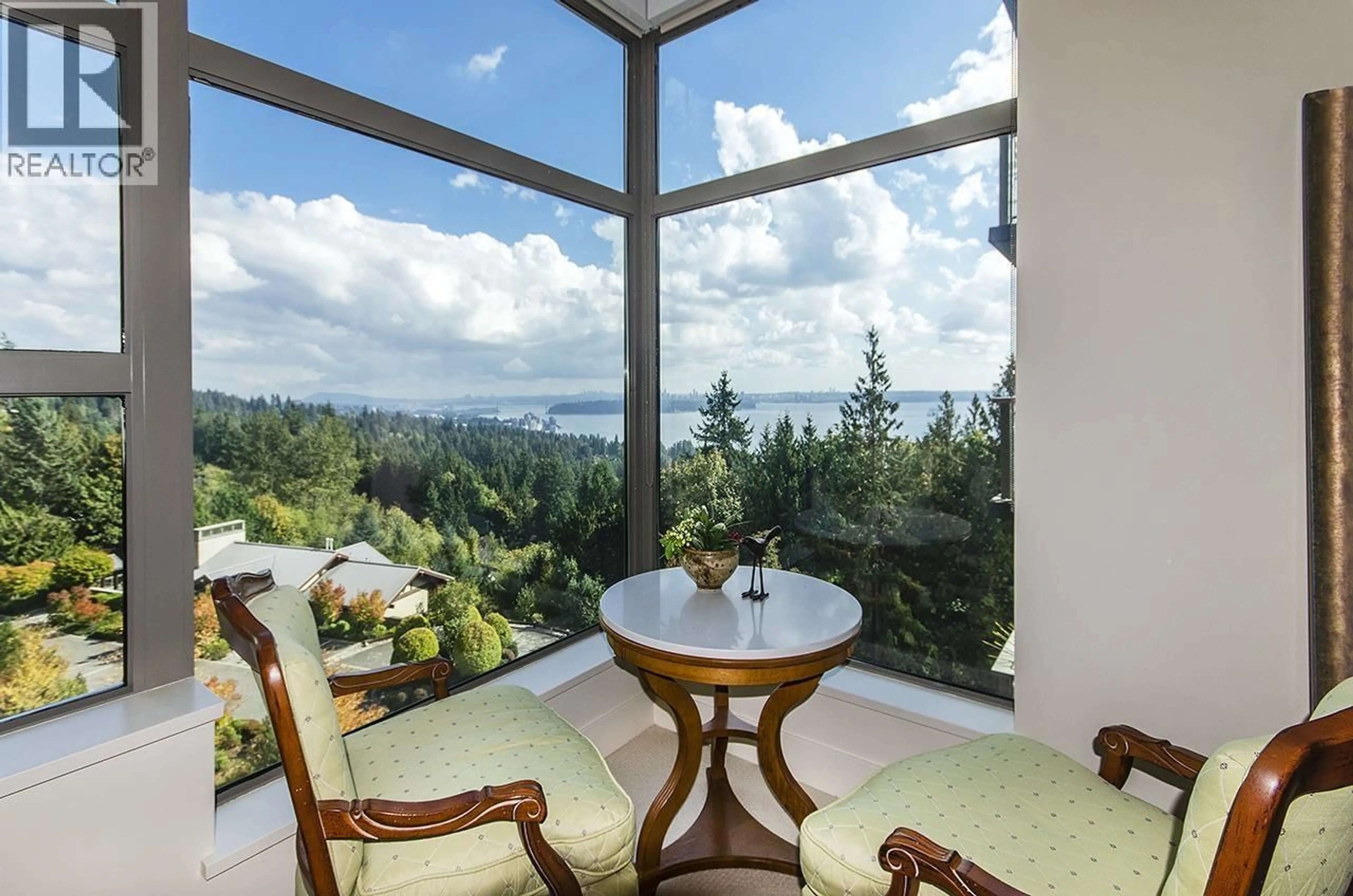 Unknown for 801 - 3335 CYPRESS PLACE, West Vancouver British Columbia V7S3J8
