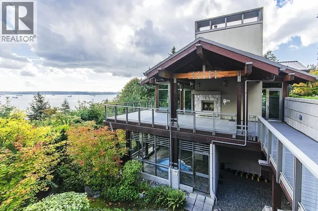 801 - 3335 CYPRESS PLACE, West Vancouver 3