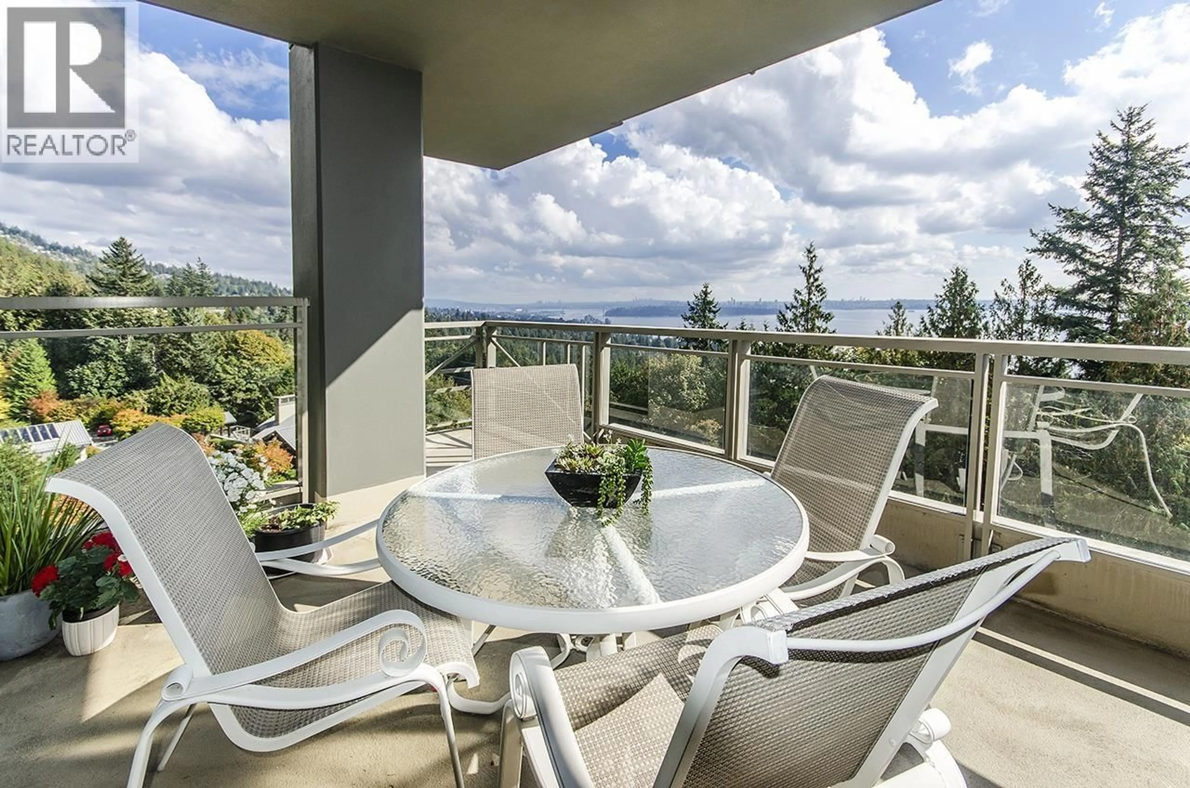 Balcony in the apartment, water/lake/river/ocean view for 801 - 3335 CYPRESS PLACE, West Vancouver British Columbia V7S3J8