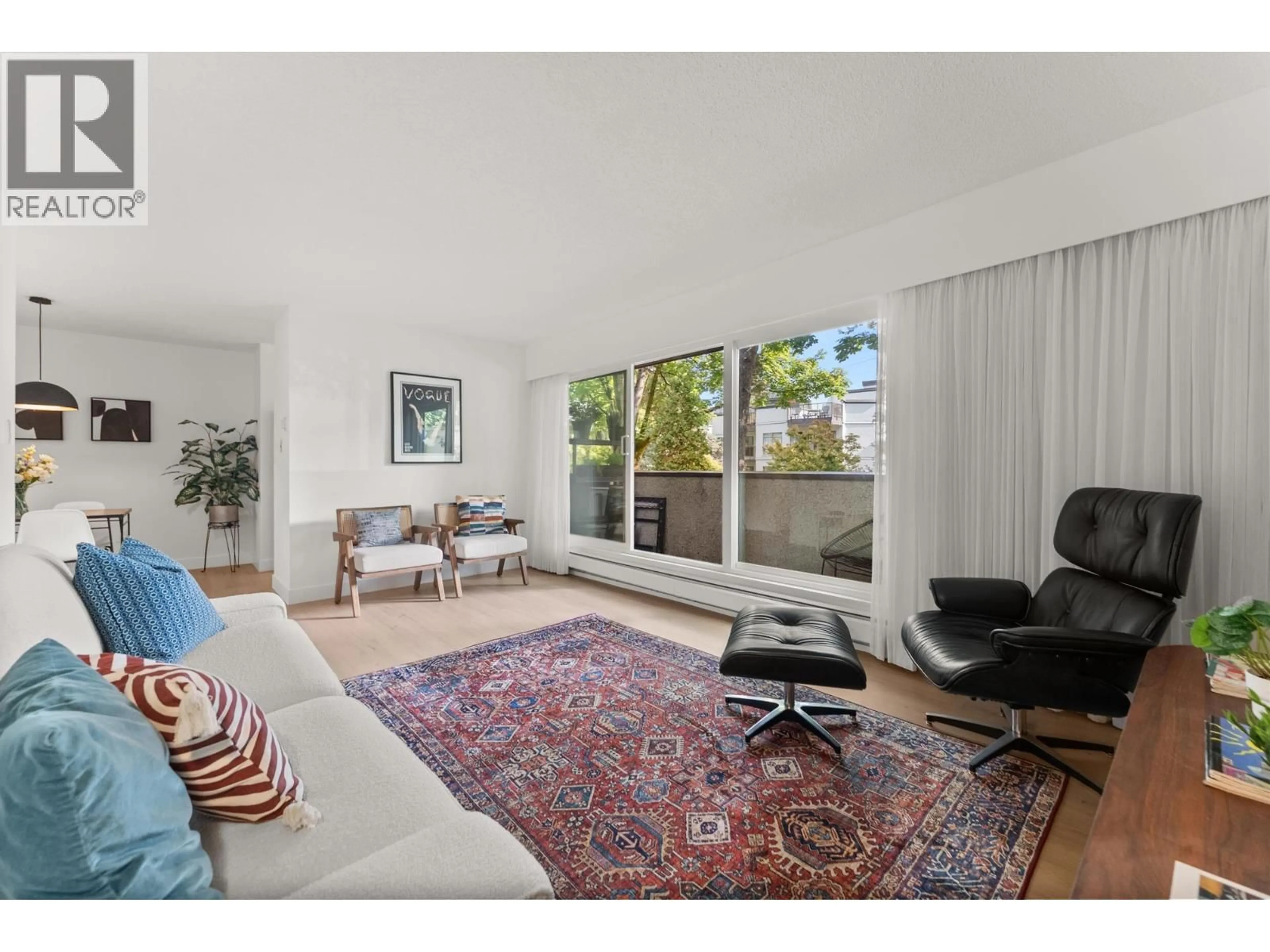 Living room with furniture, unknown for 204 - 391 7TH AVENUE, Vancouver British Columbia V5T4H1
