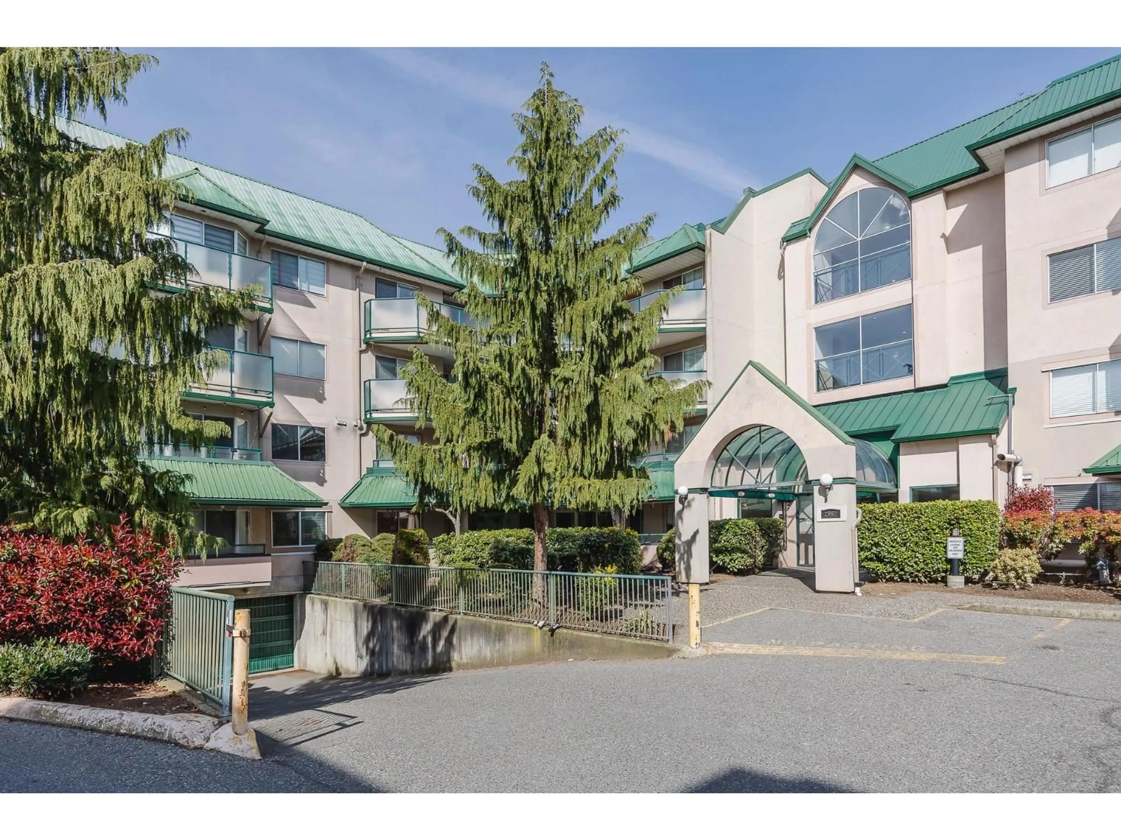 Unknown for 413 - 2962 TRETHEWEY STREET, Abbotsford British Columbia V2T4M3