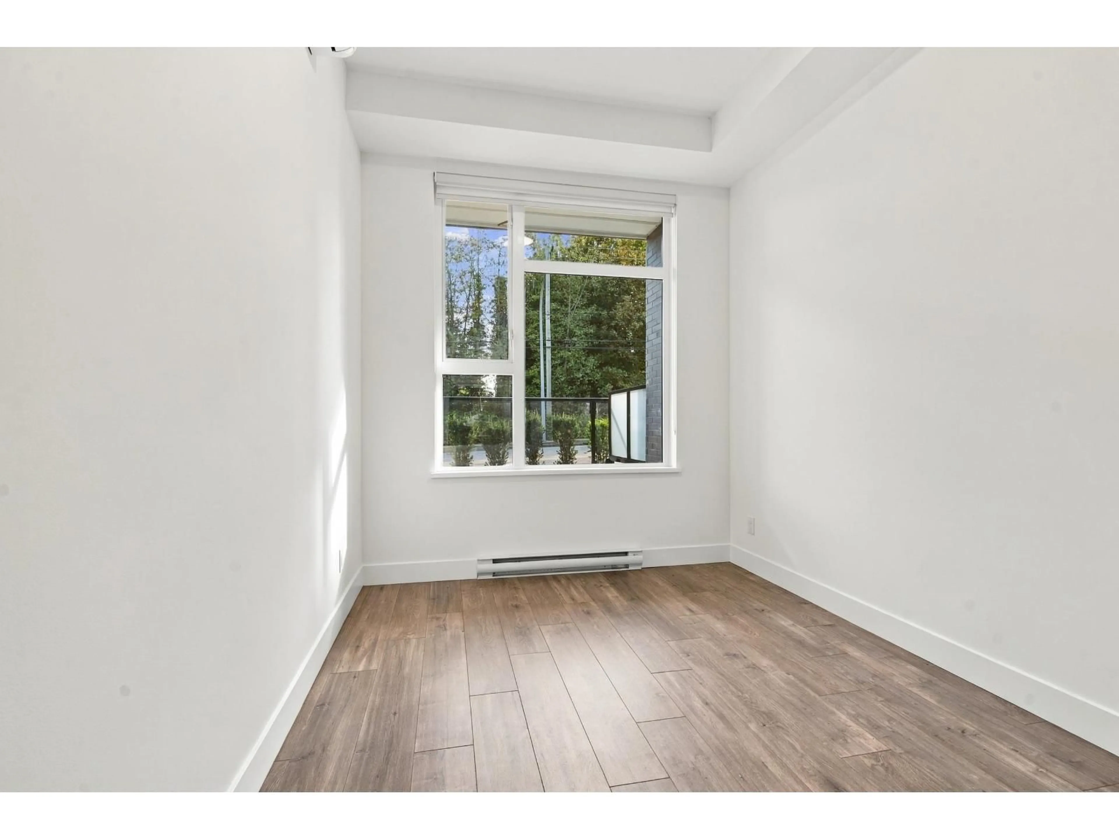 A pic of a room for 106 - 14398 60 AVENUE, Surrey British Columbia V3X2N5