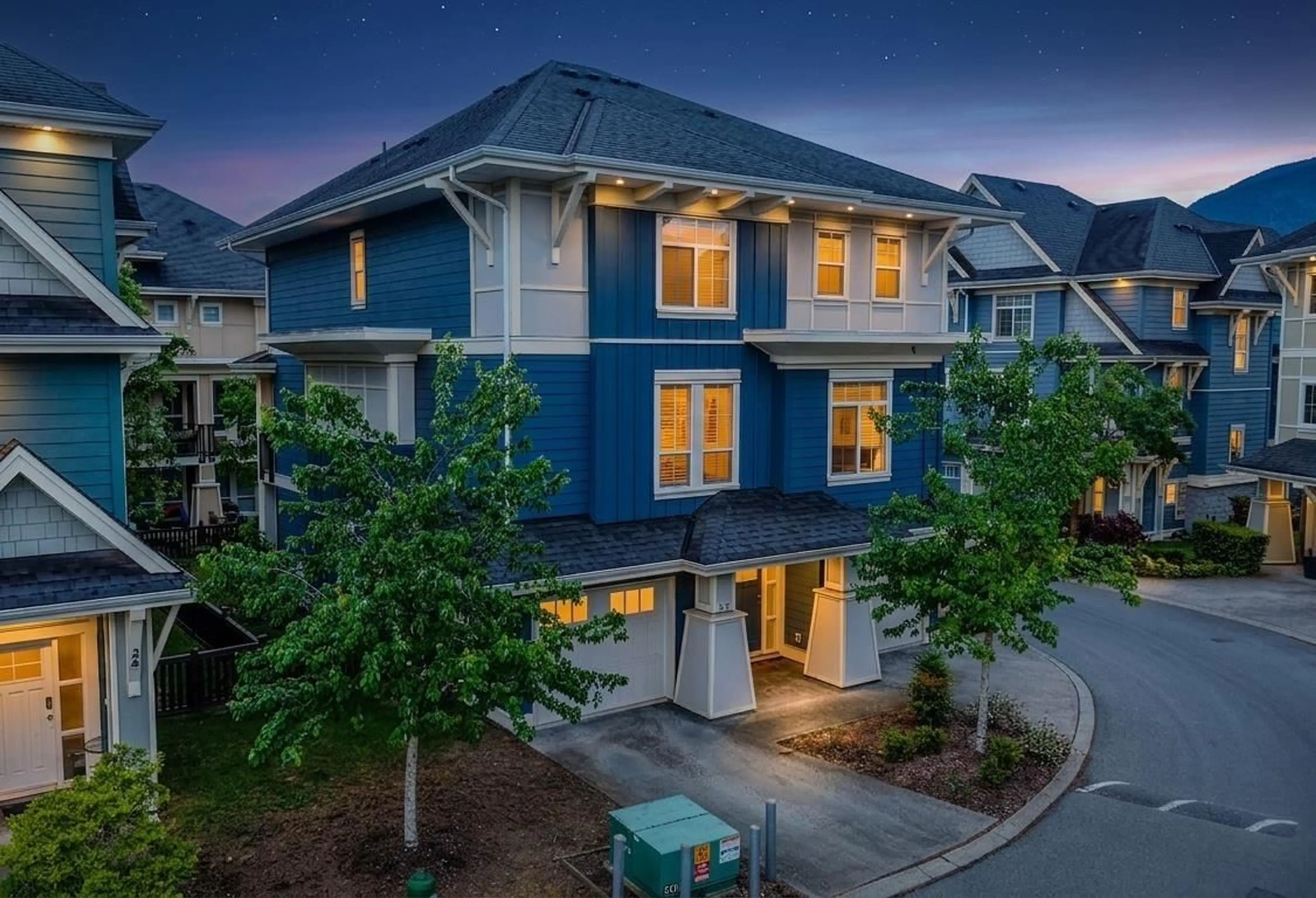 Unknown for 25 - 45290 SOOWAHLIE CRESCENT, Chilliwack British Columbia V2R0S6