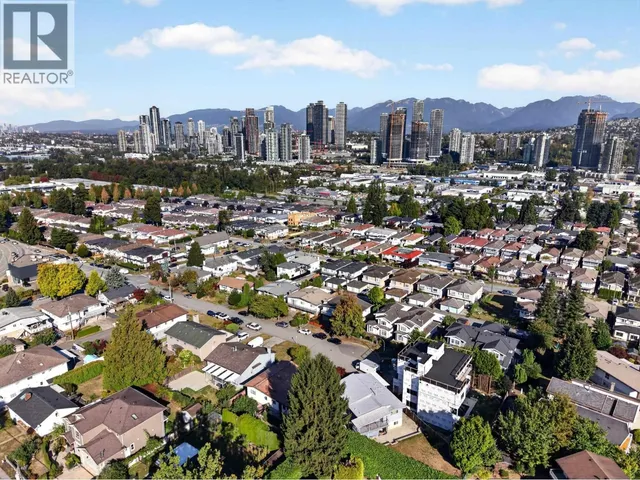 5275 SCHOU STREET, Burnaby 5