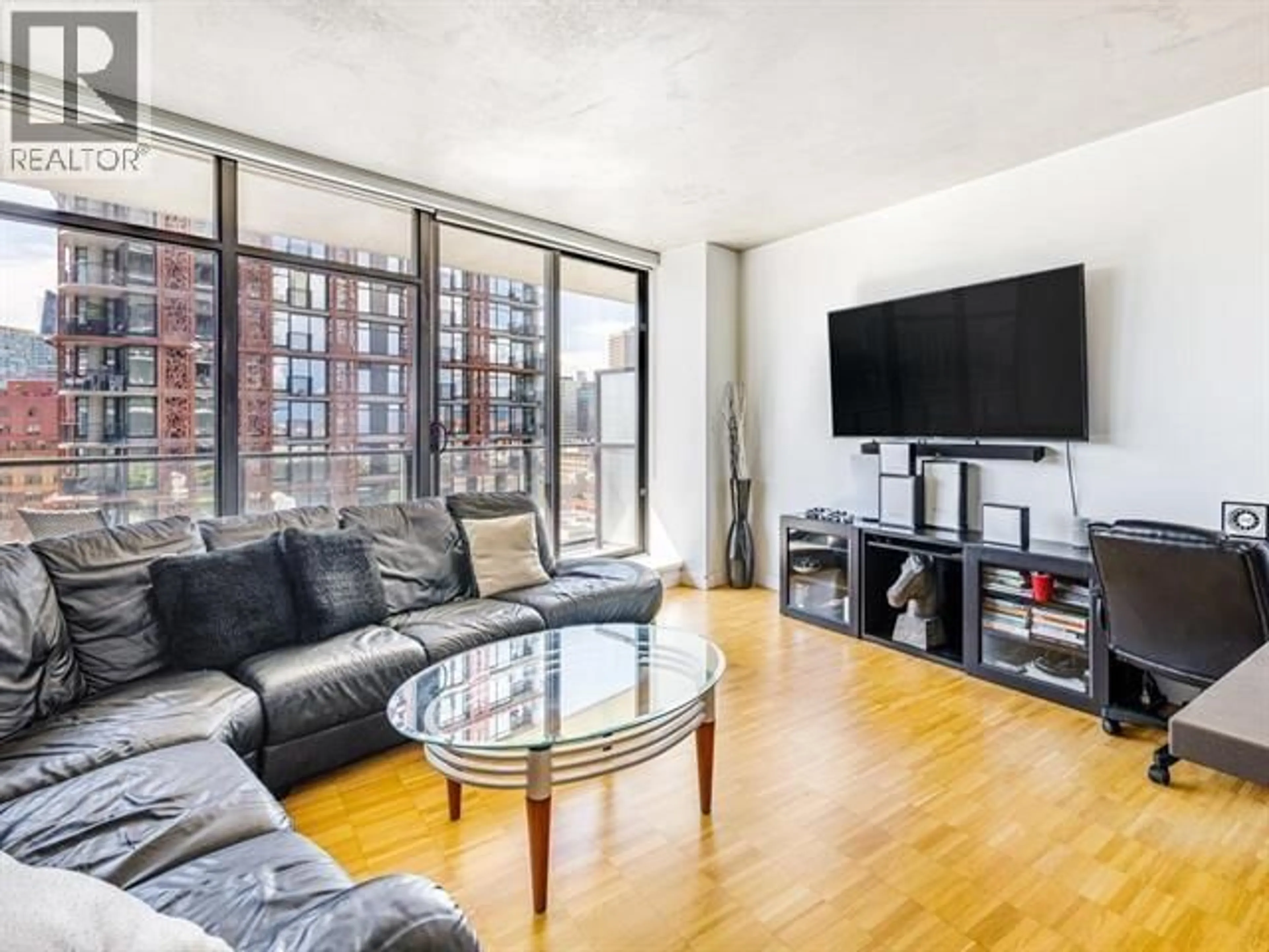 Living room with furniture, unknown for 1506 - 108 CORDOVA STREET, Vancouver British Columbia V6B0G5