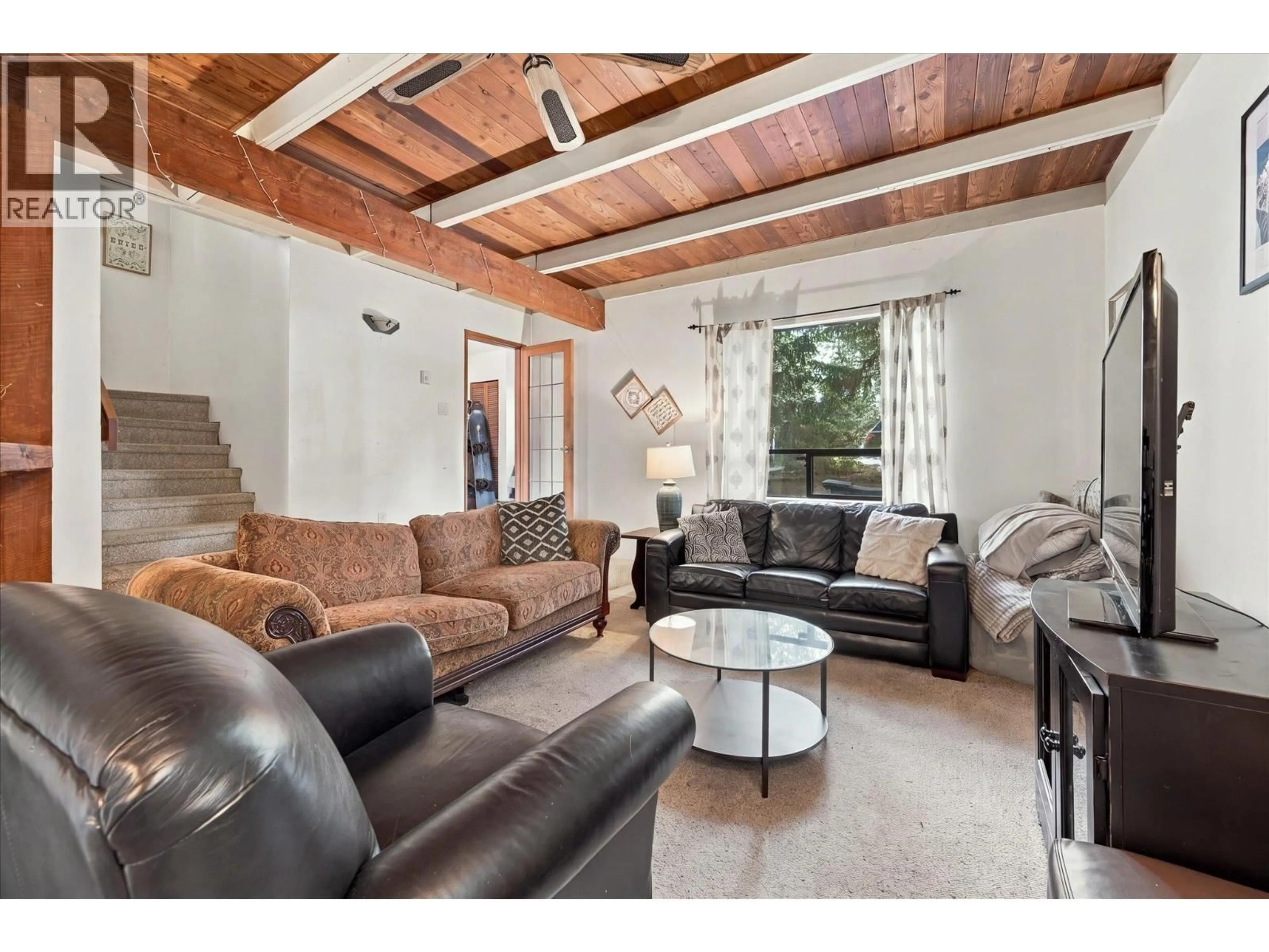 Living room with furniture, unknown for 6533 BALSAM WAY, Whistler British Columbia V8E0C5