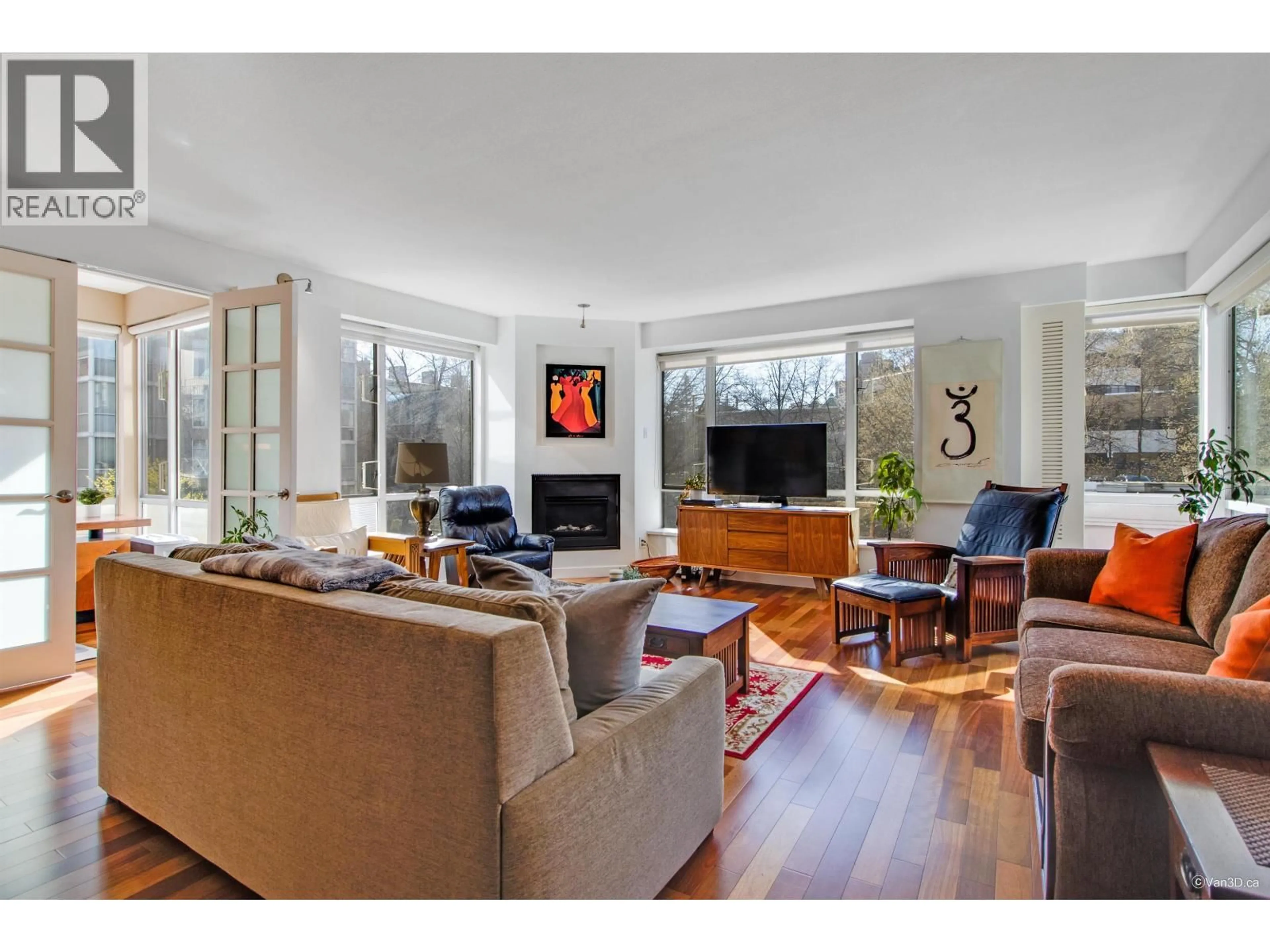 Living room with furniture, wood/laminate floor for 401 - 2628 ASH STREET, Vancouver British Columbia V5Z4L2