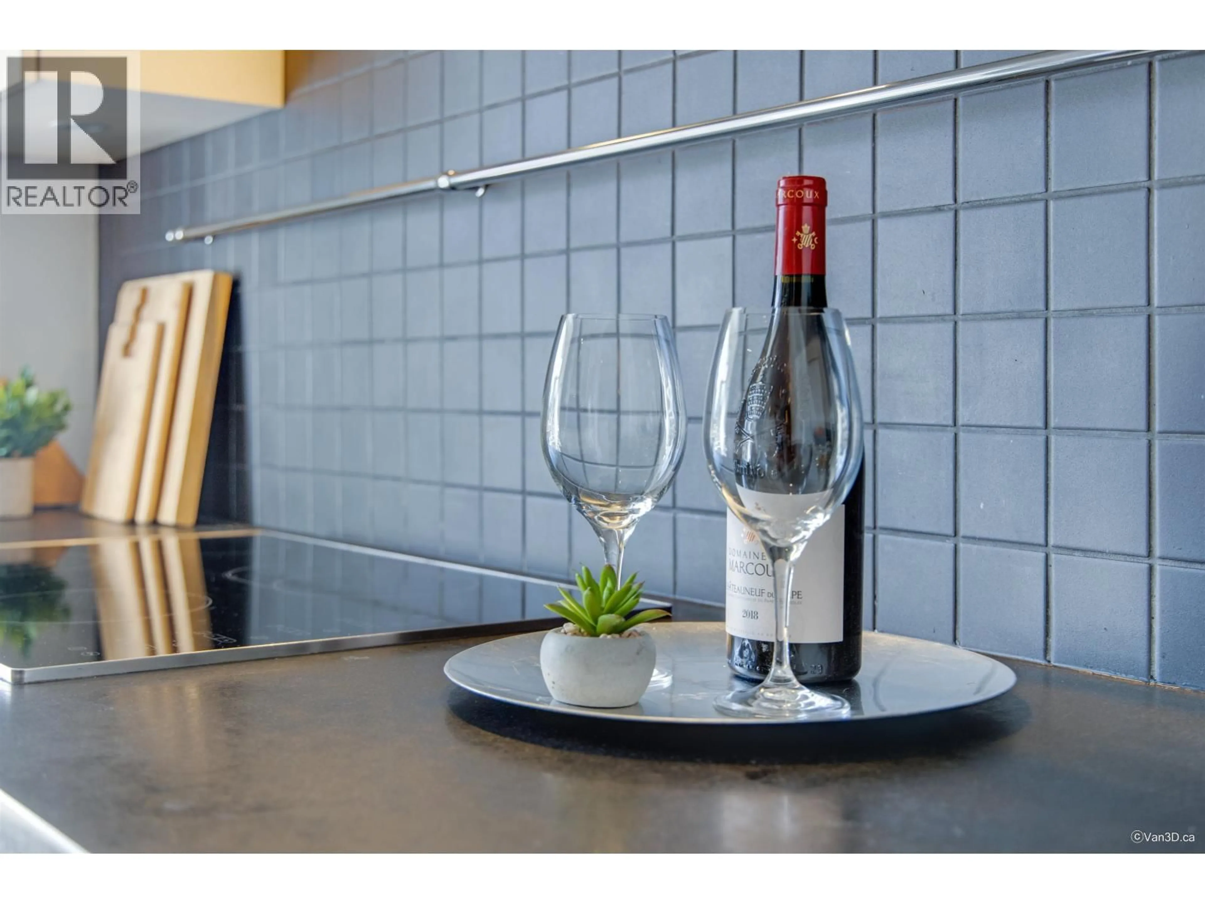 Standard kitchen, ceramic/tile floor for 401 - 2628 ASH STREET, Vancouver British Columbia V5Z4L2