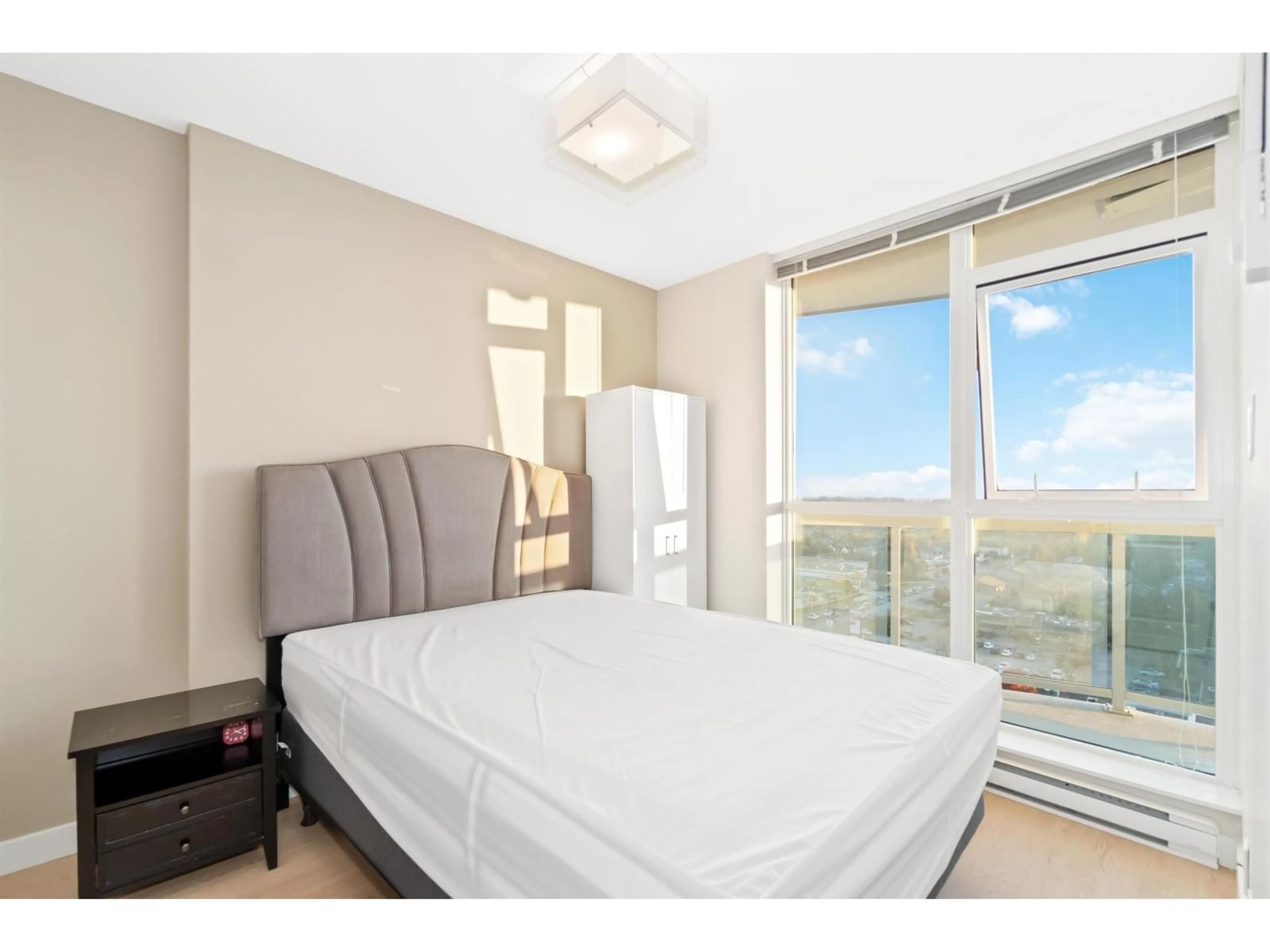 Bedroom with bed, unknown for 1509 - 11967 80 AVENUE, Delta British Columbia V4C0E2