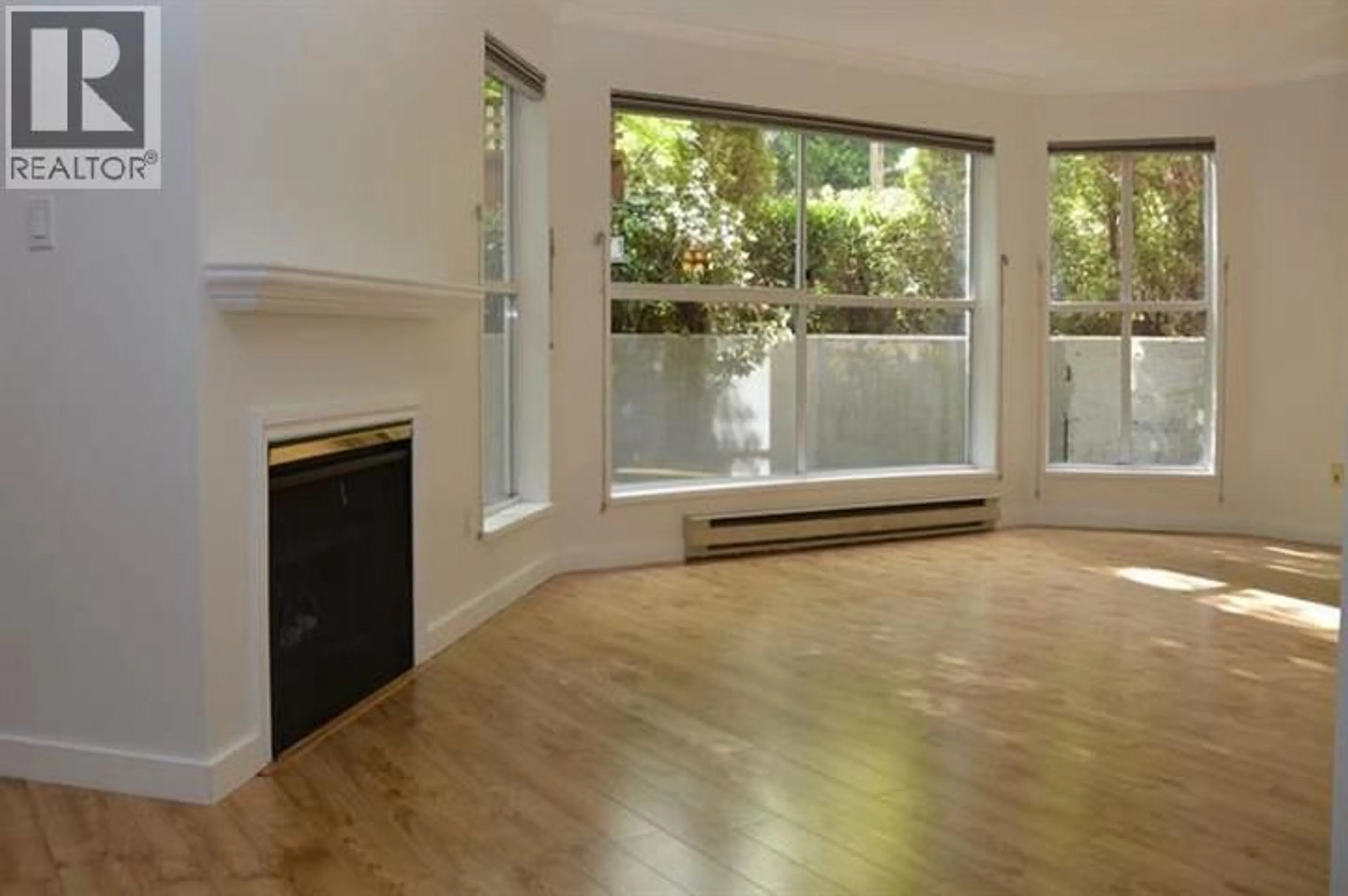 A pic of a room for 2 - 5635 PATTERSON AVENUE, Burnaby British Columbia V5H2M6