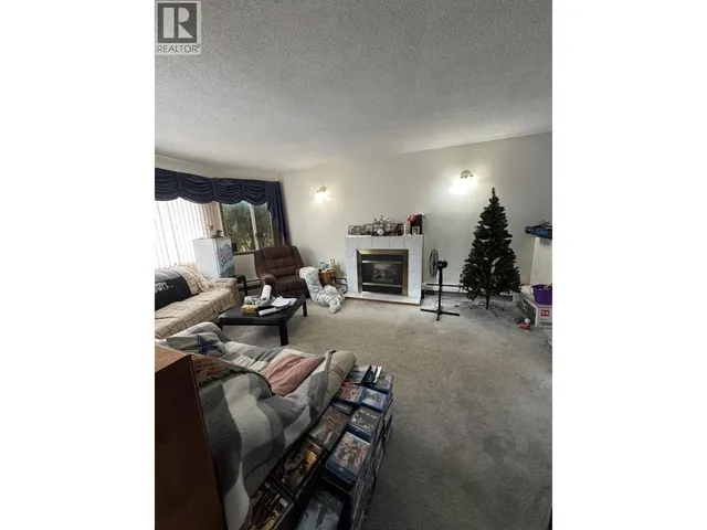 7788 THOMPSON DRIVE, Prince George 4