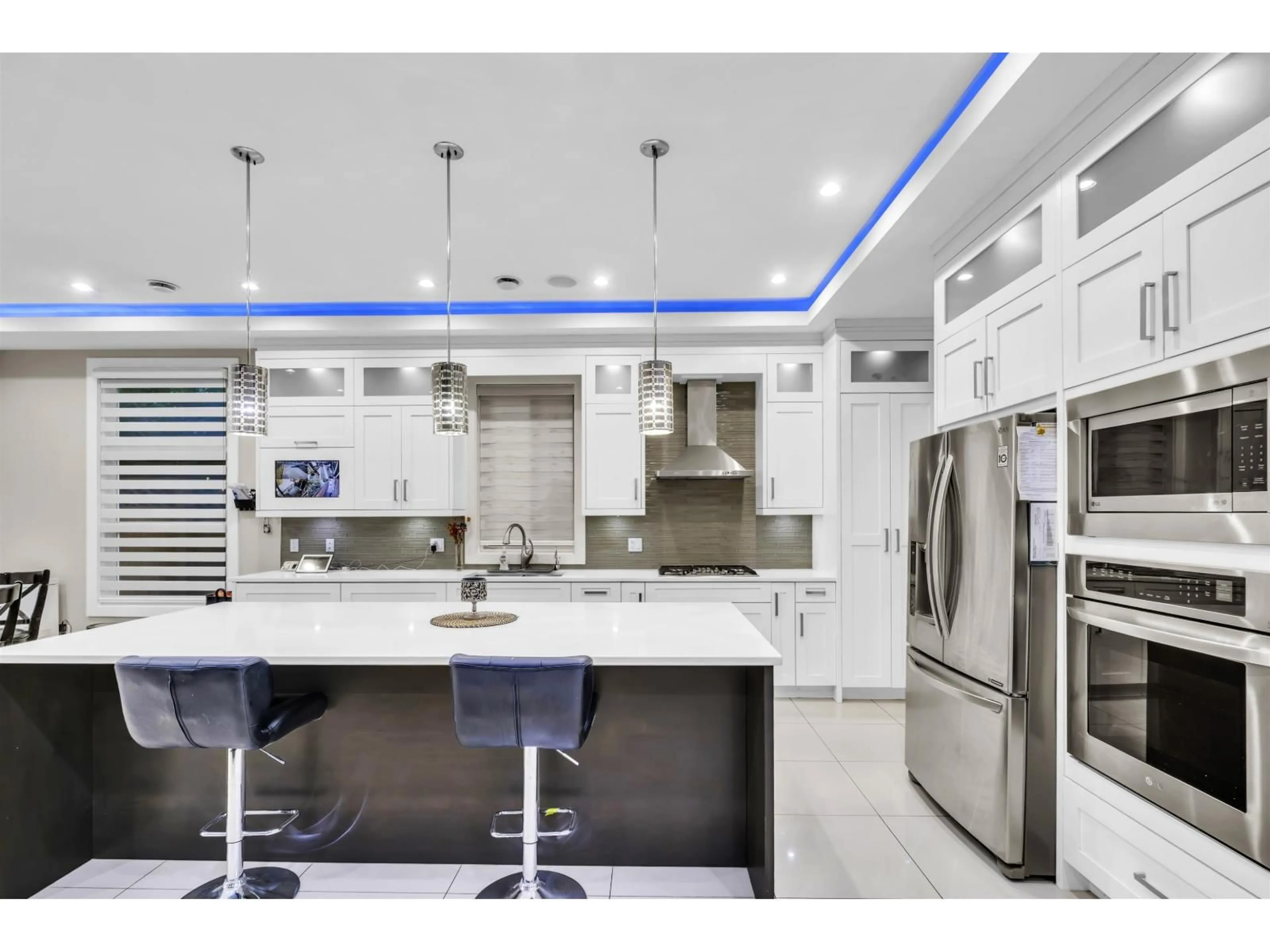 Contemporary kitchen, ceramic/tile floor for 11899 74B AVENUE, Delta British Columbia V4C1H2