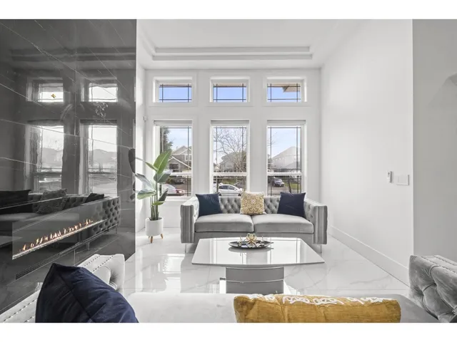 15079 67 AVENUE, Surrey 3