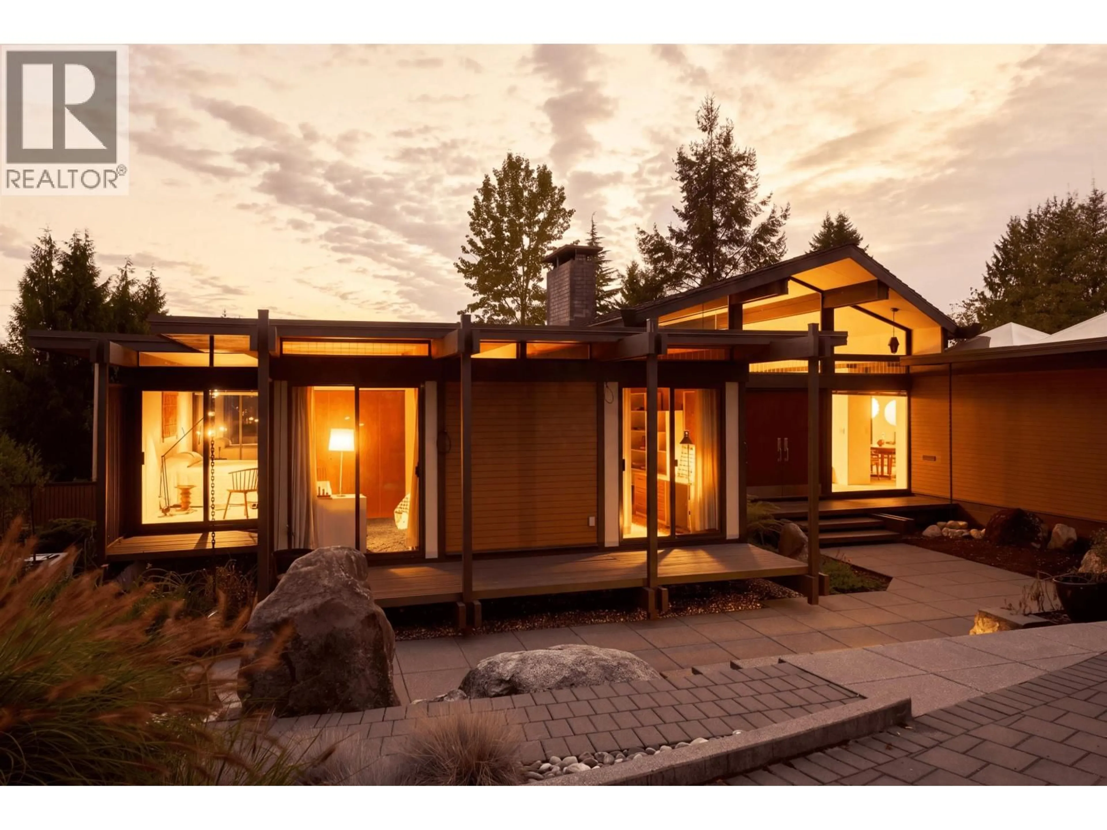 Unknown for 3959 PROSPECT ROAD, North Vancouver British Columbia V7N3L6