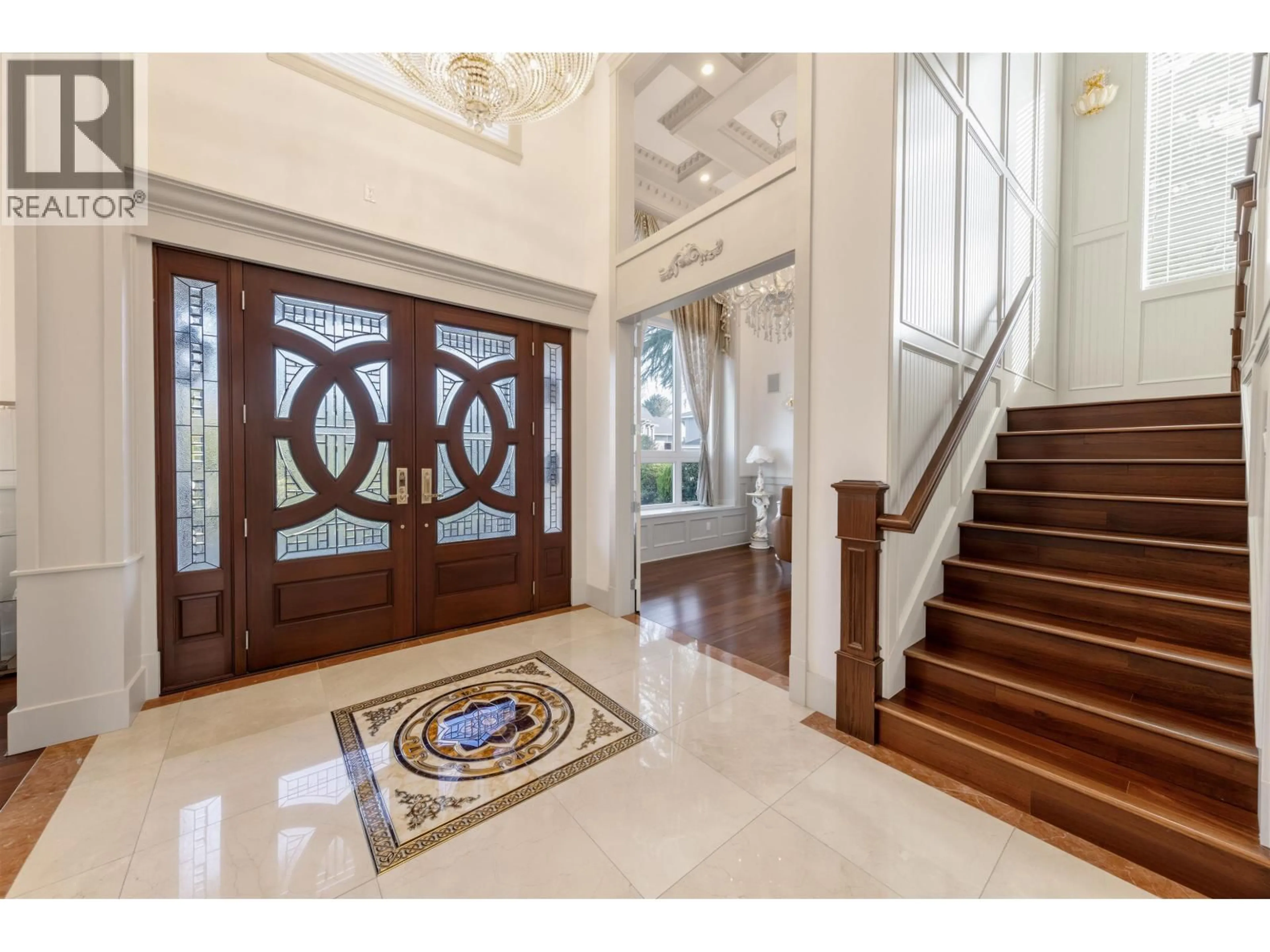 Indoor foyer for 8511 SUNNYWOOD DRIVE, Richmond British Columbia V6Y3G4