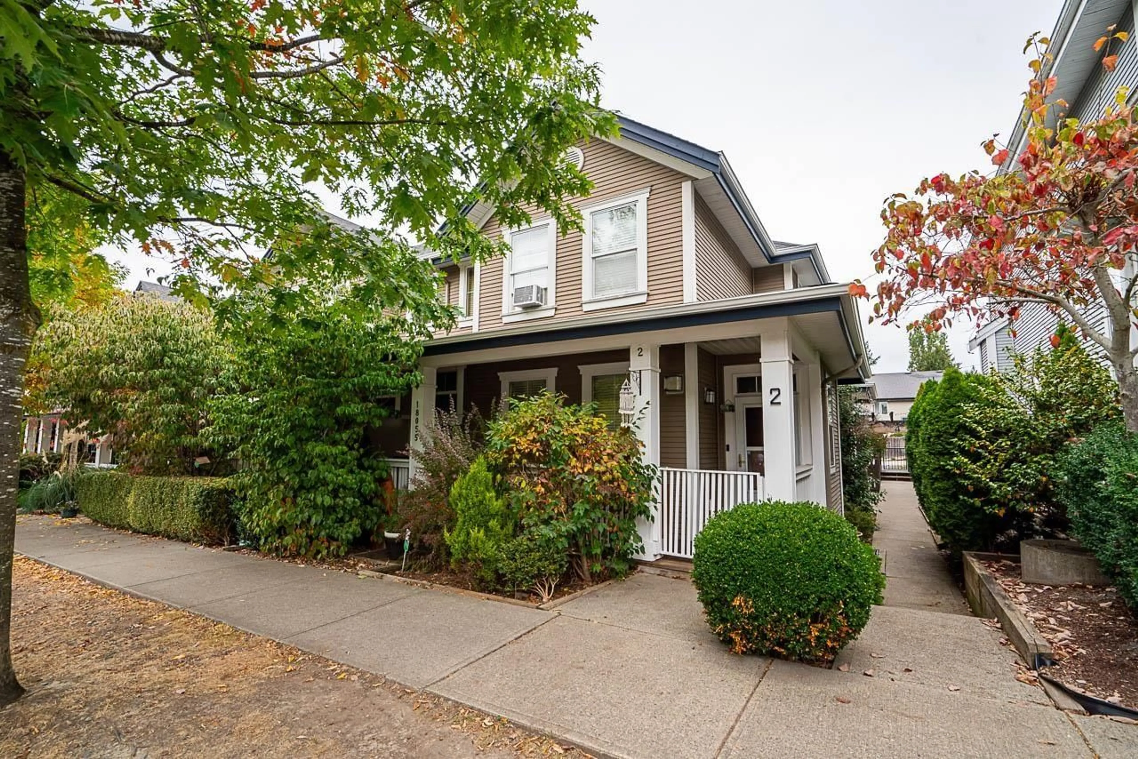 Unknown for 4 - 18055 70TH AVENUE, Surrey British Columbia V3S6X3
