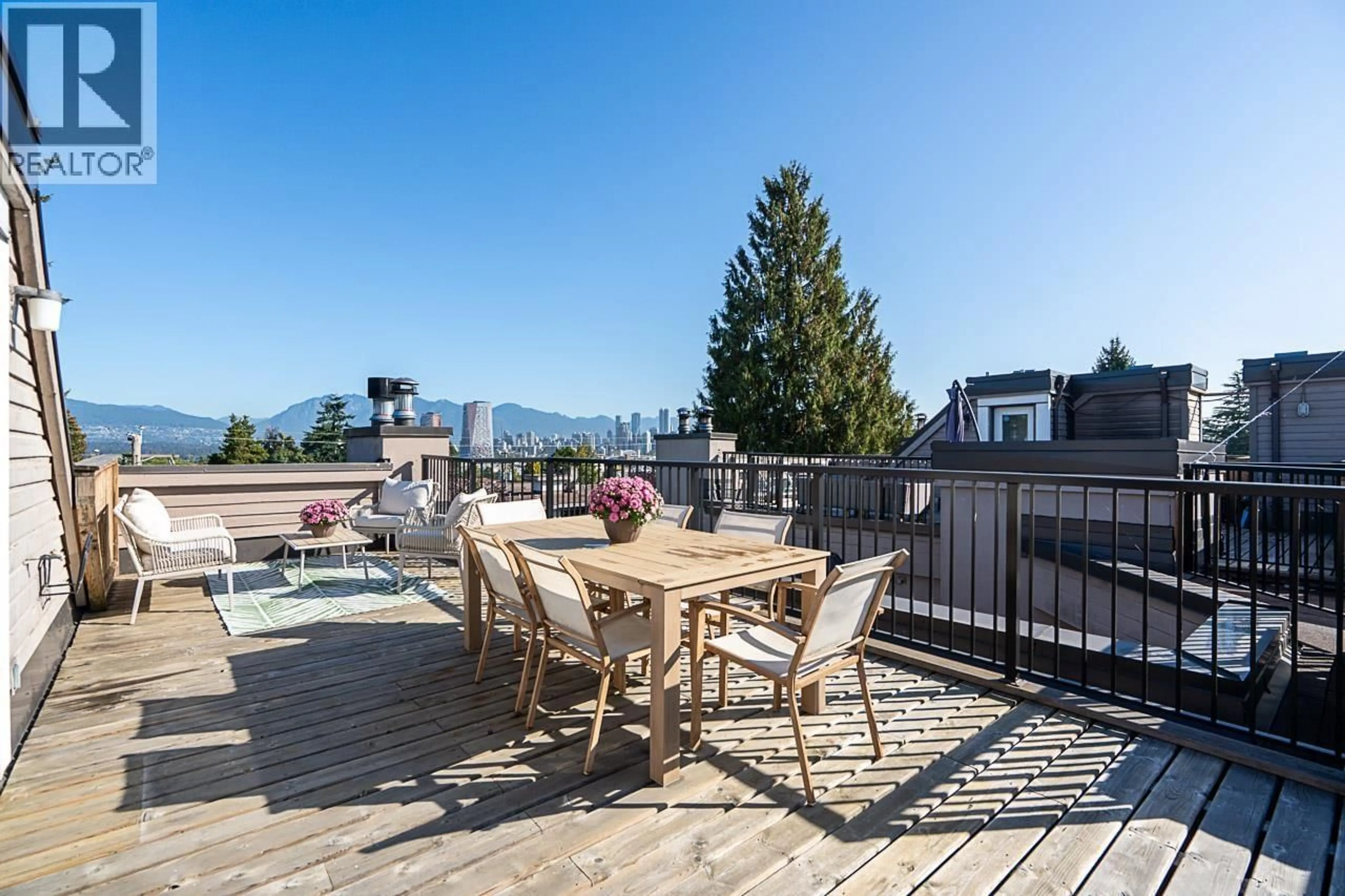 Patio, mountain view for 315 - 1922 7TH AVENUE, Vancouver British Columbia V6J1T1