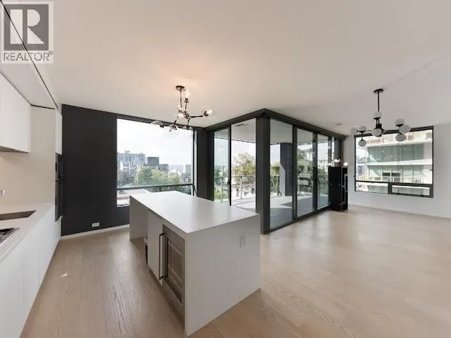 703 - 1171 JERVIS STREET, Vancouver 4