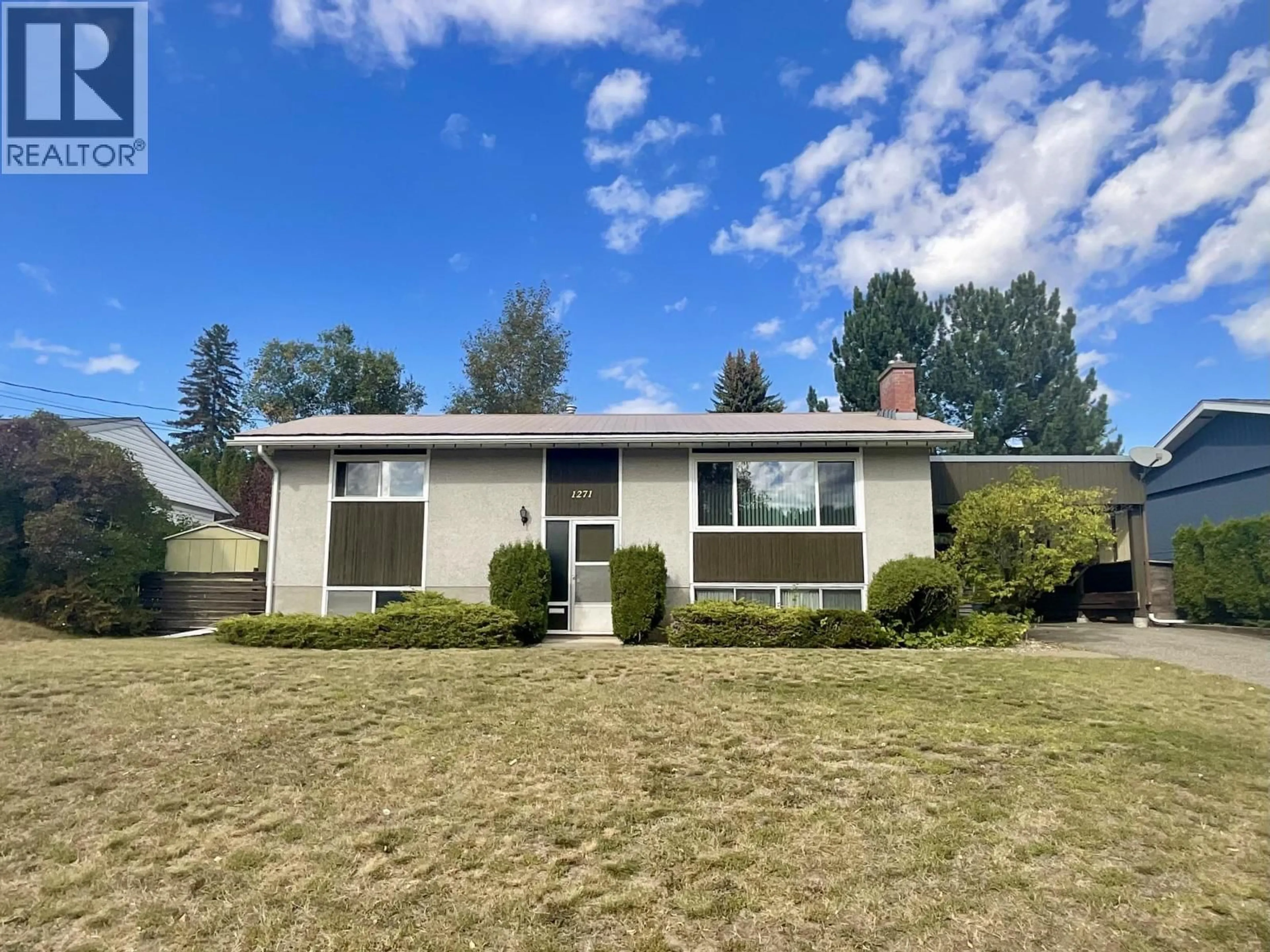 Home with vinyl exterior material, street for 1271 YORSTON AVENUE, Quesnel British Columbia V2J3B6