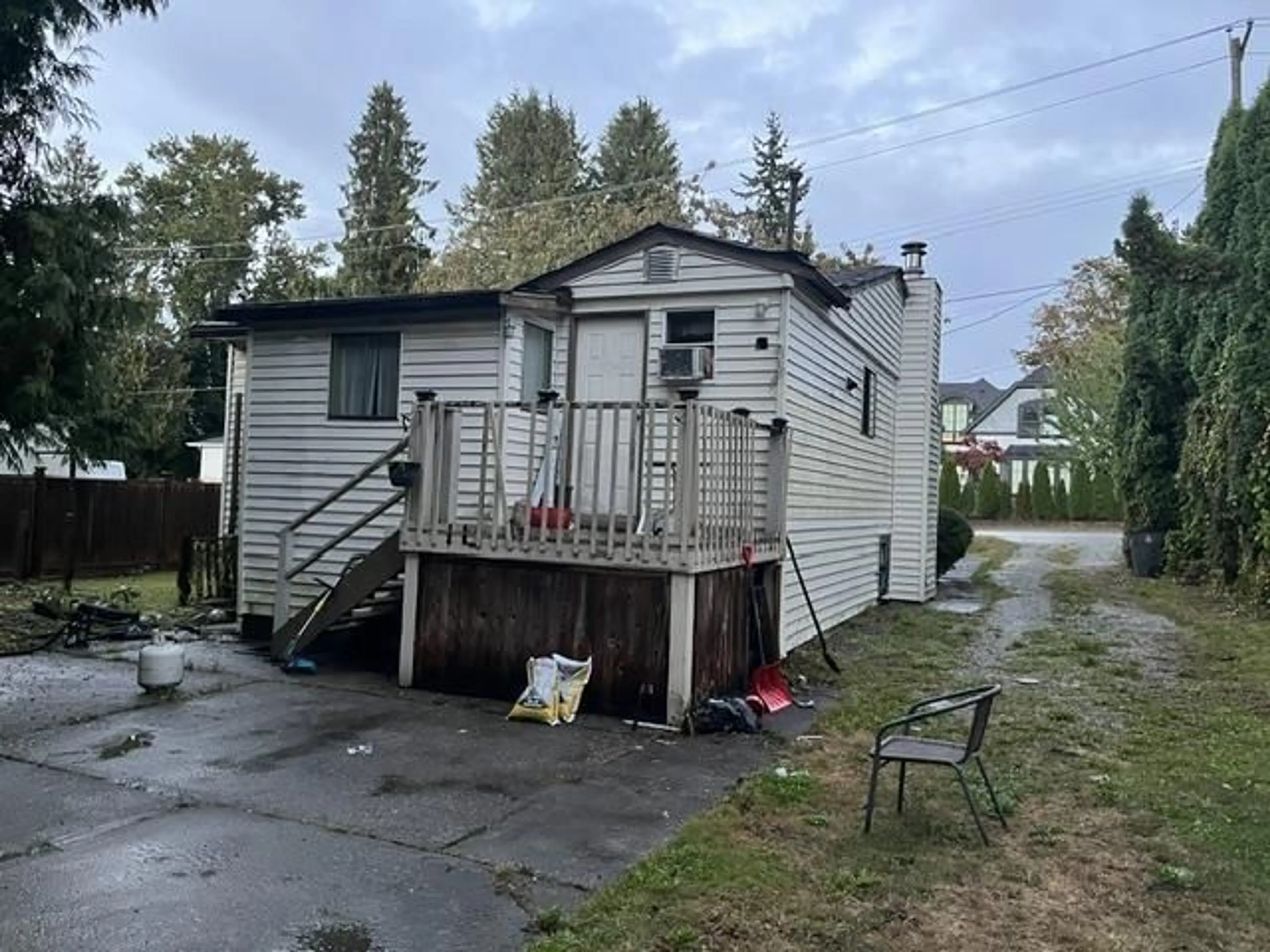 Shed for 9759 120A STREET, Surrey British Columbia V3V4H7