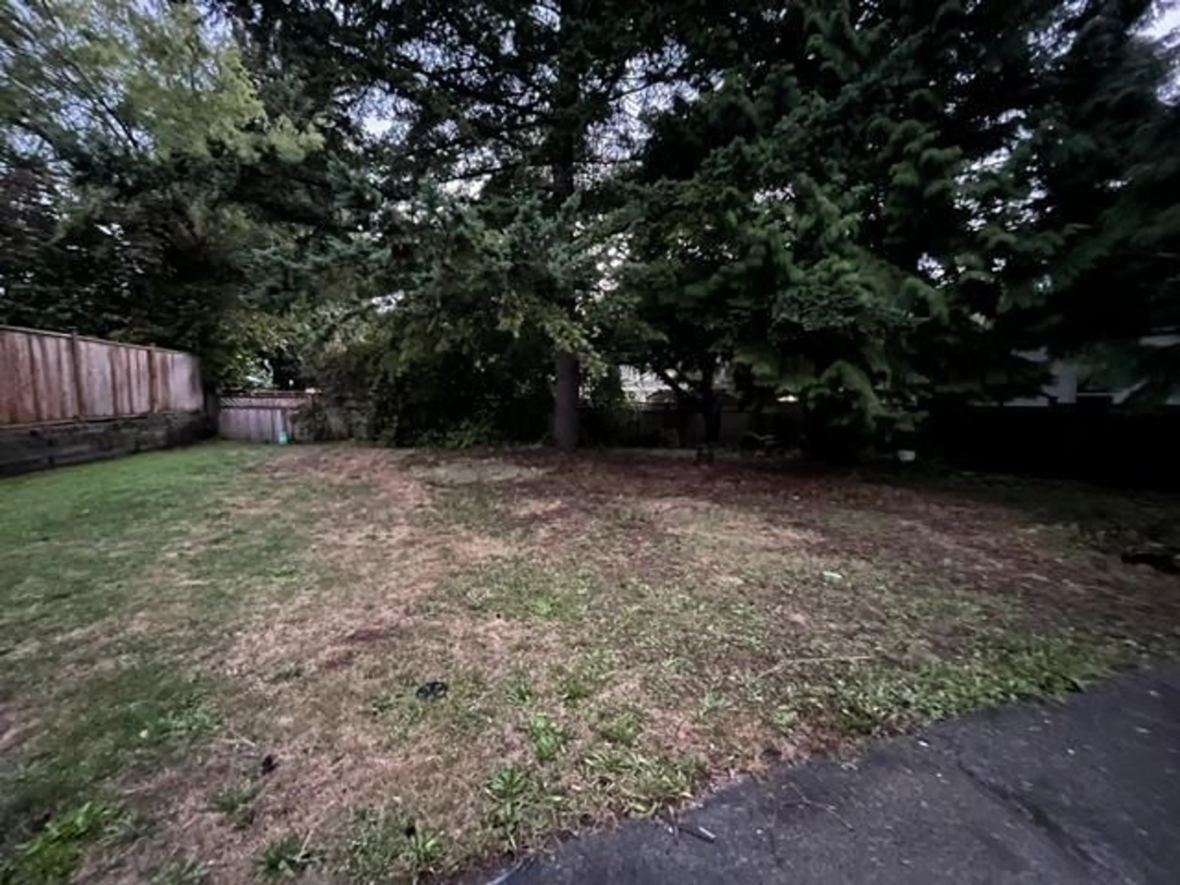 A pic from outside/outdoor area/front of a property/back of a property/a pic from drone, street for 9759 120A STREET, Surrey British Columbia V3V4H7