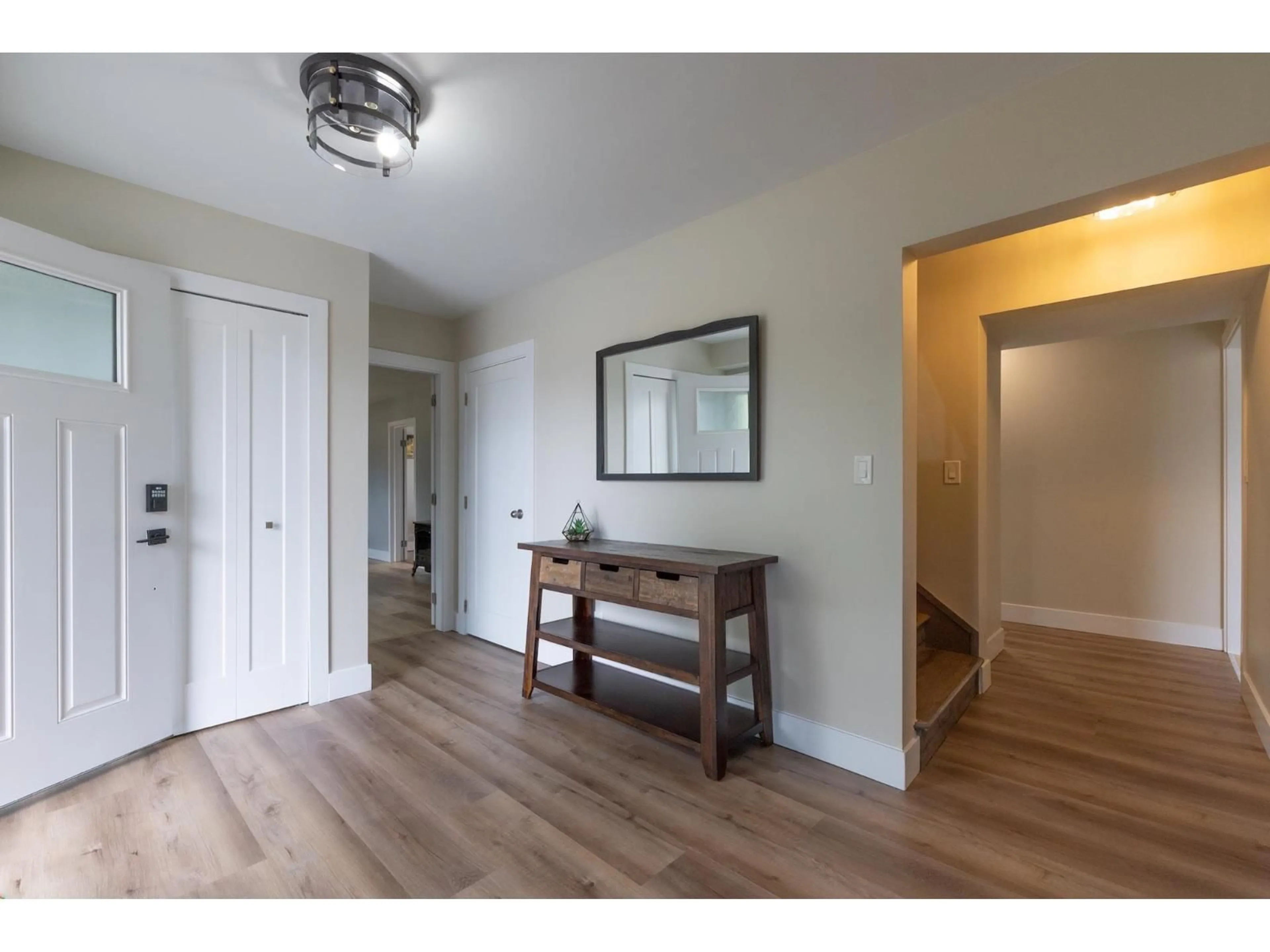 Indoor entryway for 8875 PREST ROAD, Chilliwack British Columbia V2P8E1