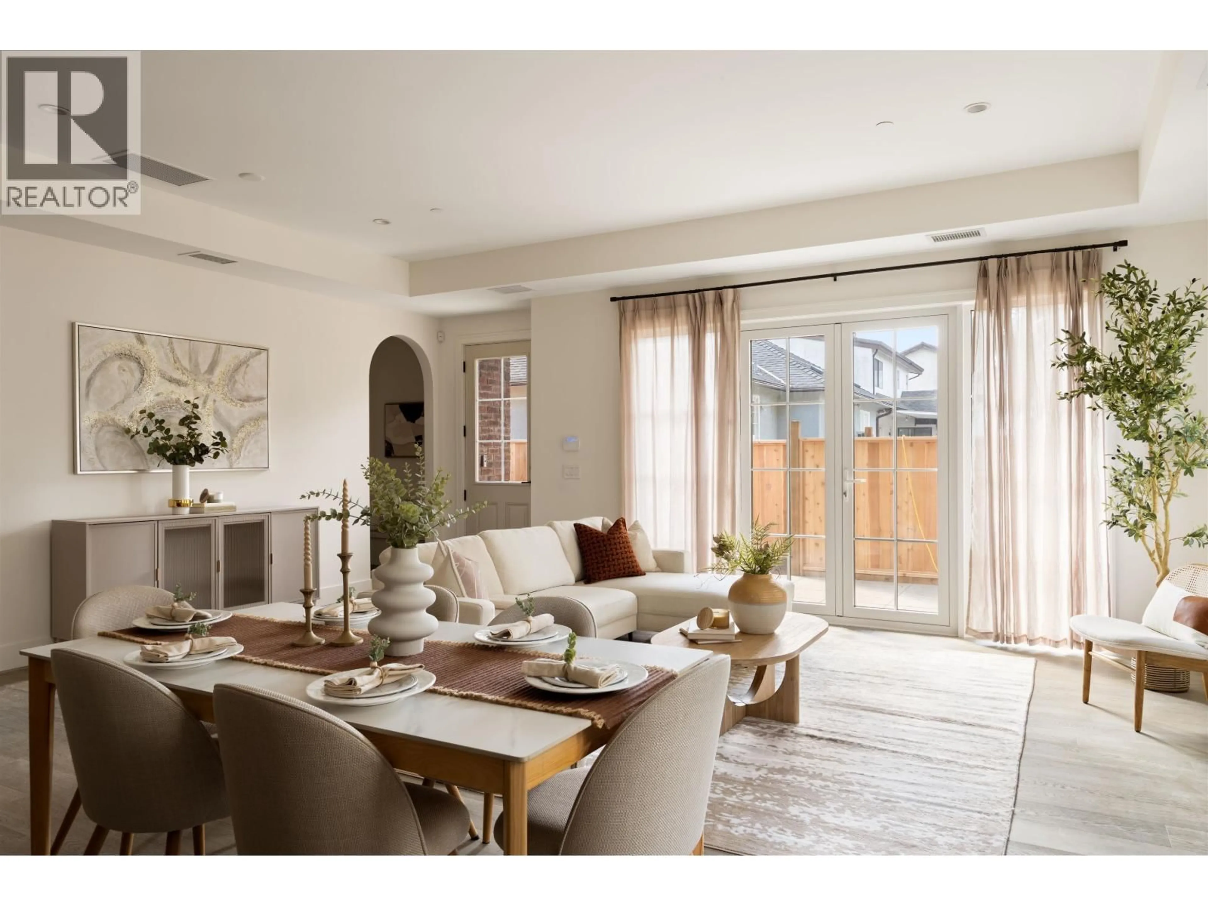 Living room with furniture, unknown for 4 - 1311 W 57TH AVENUE, Vancouver British Columbia V6P1S7
