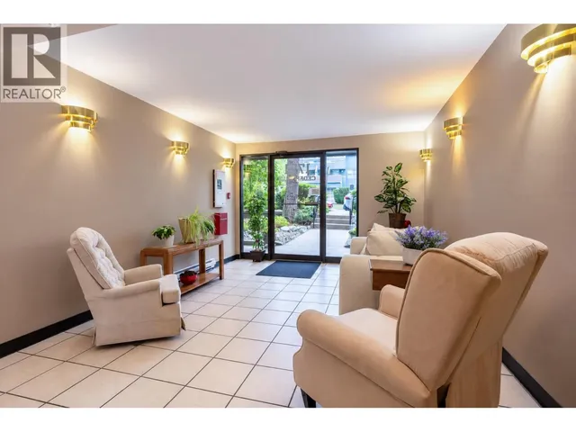 303 - 1721 ST. GEORGES AVENUE, North Vancouver 2