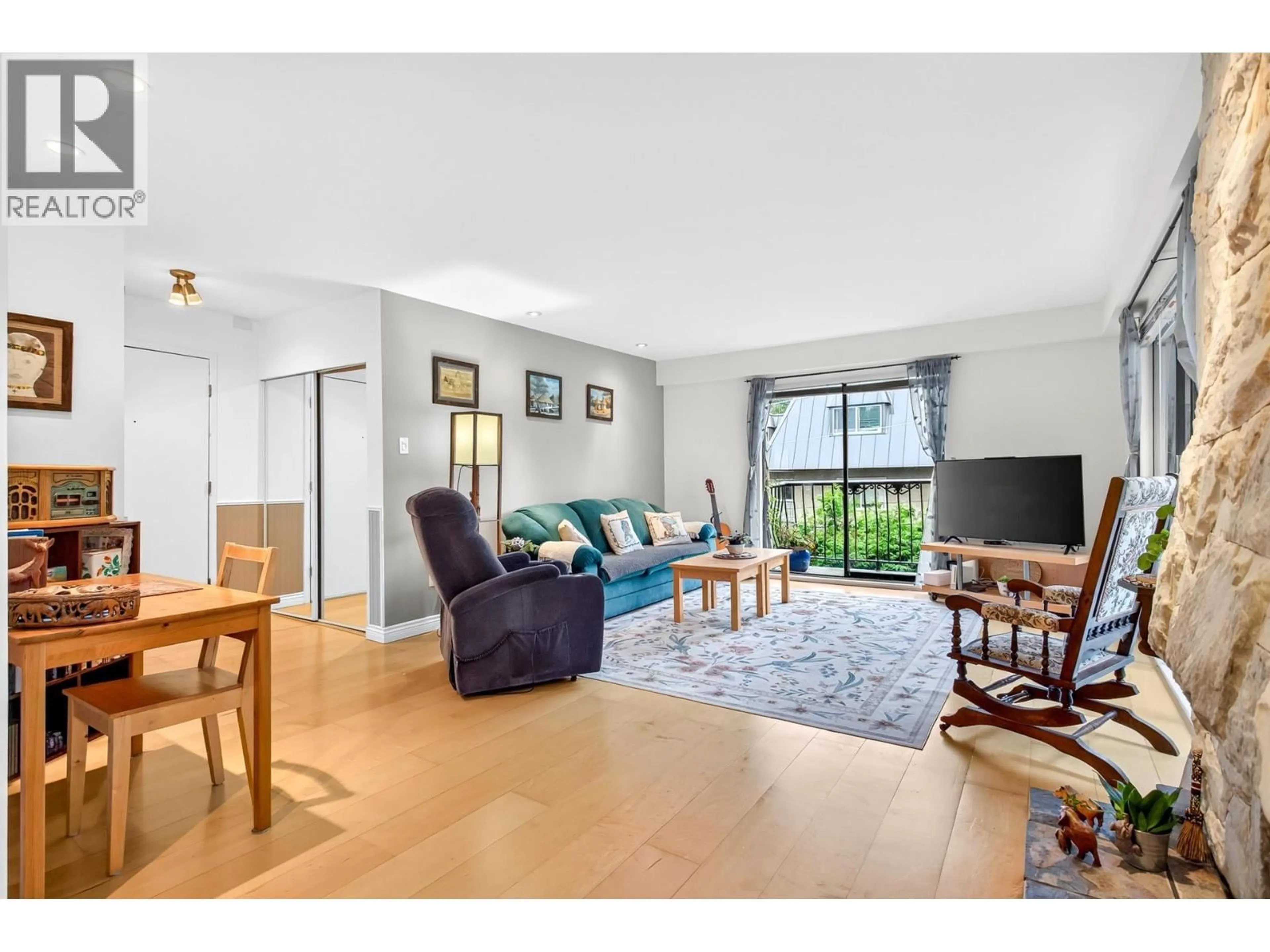 Living room with furniture, unknown for 303 - 1721 ST. GEORGES AVENUE, North Vancouver British Columbia V7L3J8