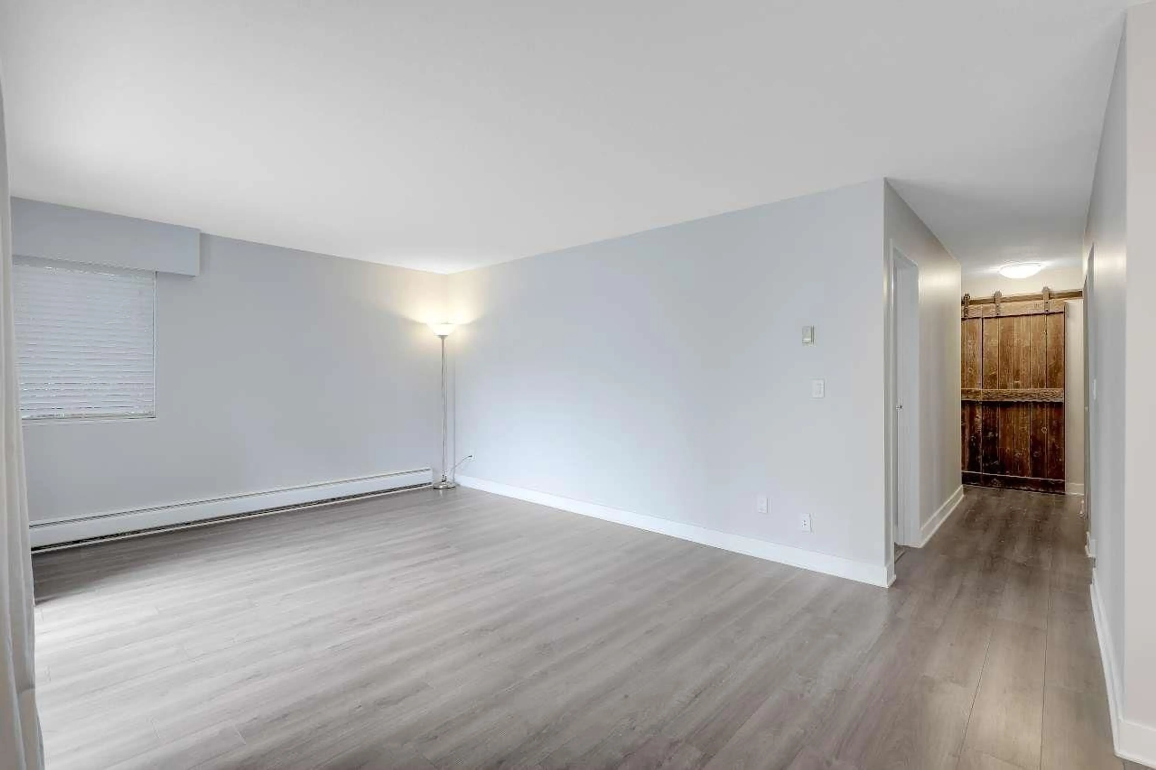 A pic of a room for 207 - 1544 FIR STREET, White Rock British Columbia V4B4B7