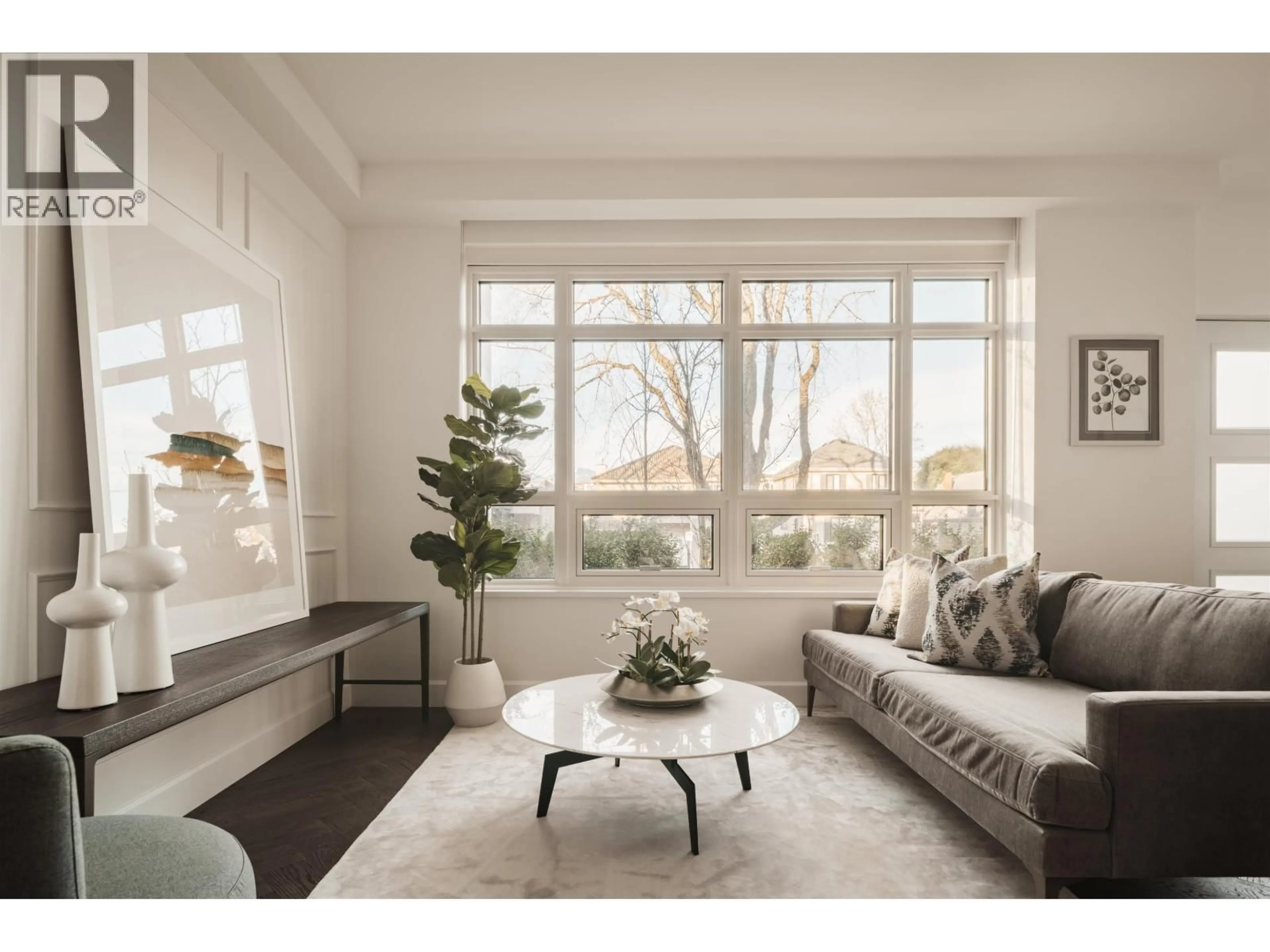 Living room with furniture, unknown for 101 - 3668 10TH AVENUE, Vancouver British Columbia V6R0G4