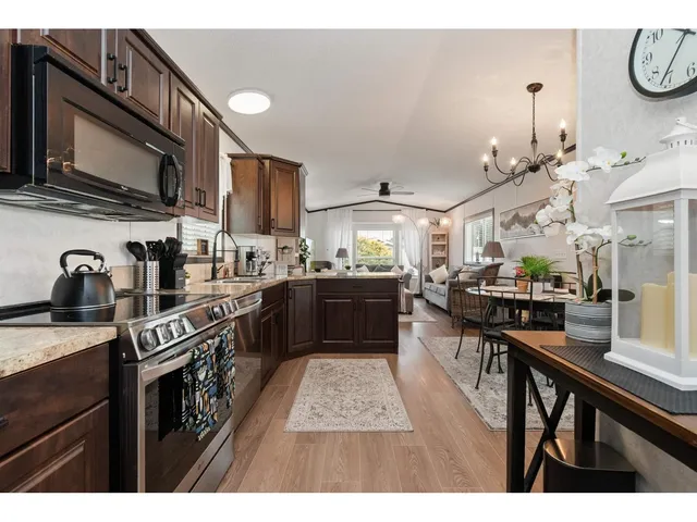 82 - 6338 VEDDER ROAD, Chilliwack 3