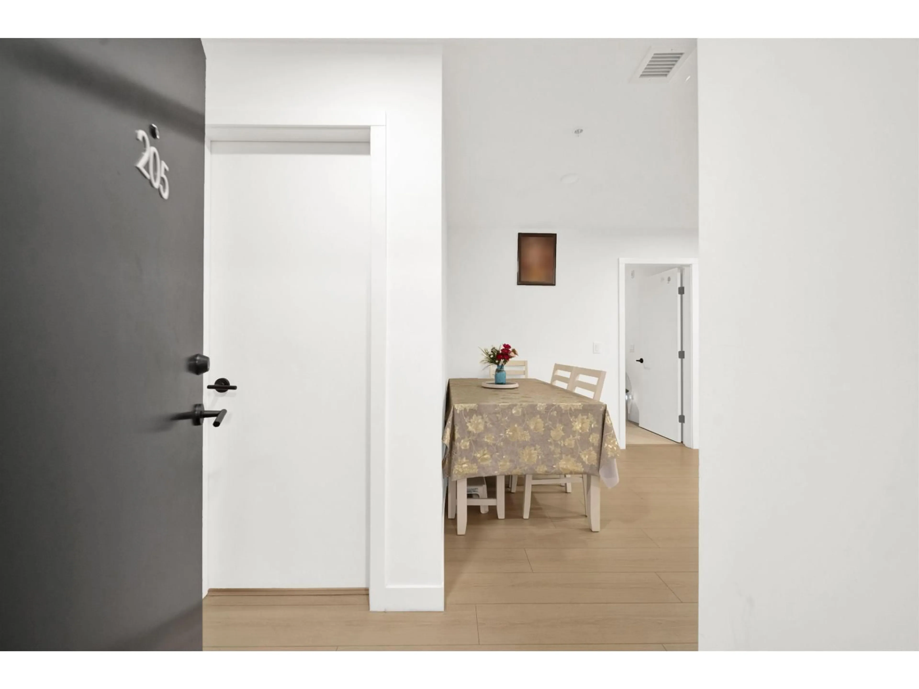 Unknown for 205 - 13439 94A AVENUE, Surrey British Columbia V3V0G9