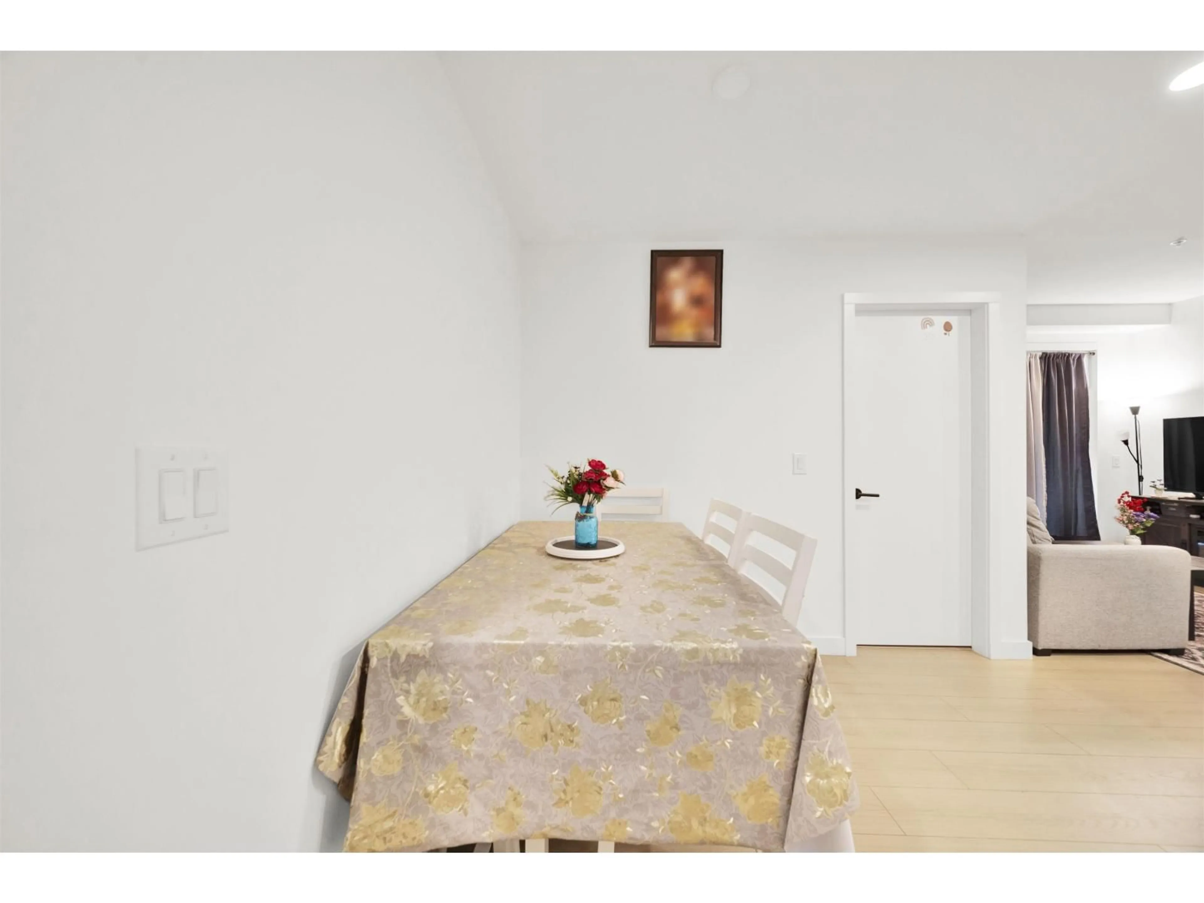 Dining room, unknown for 205 - 13439 94A AVENUE, Surrey British Columbia V3V0G9
