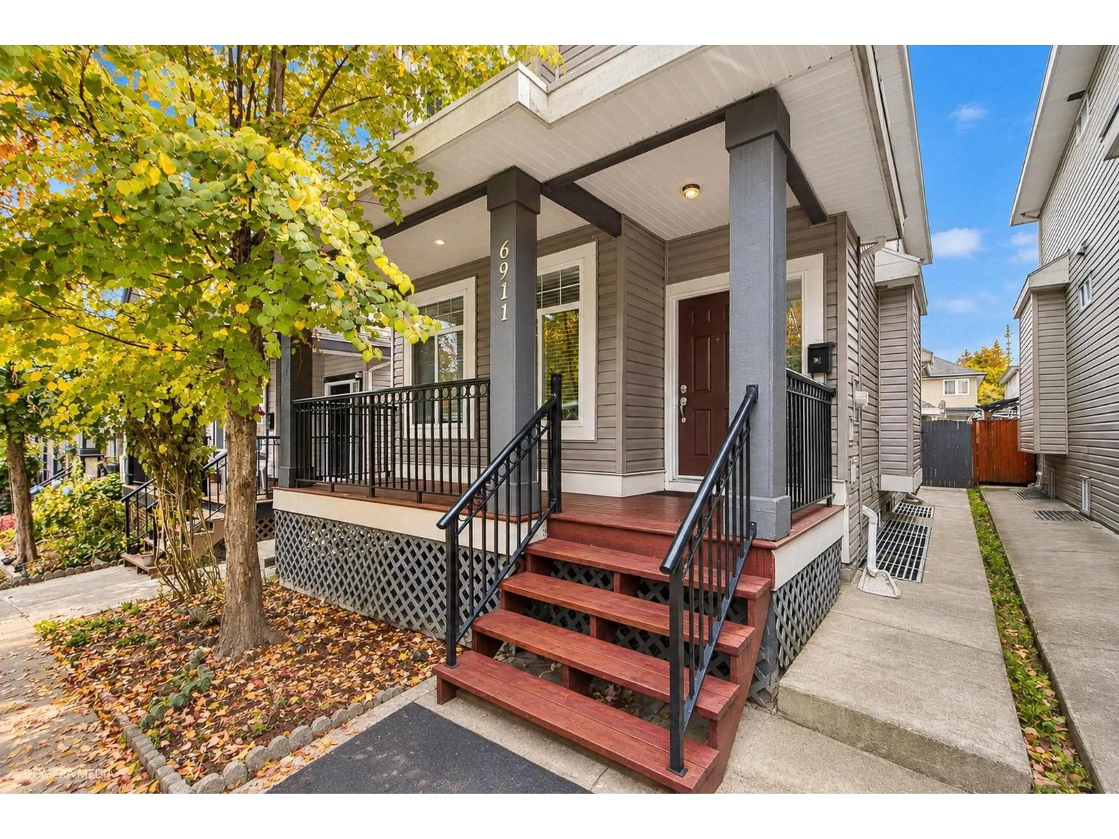 Unknown for 6911 144A STREET, Surrey British Columbia V3S2X8