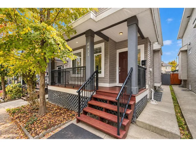 6911 144A STREET, Surrey 3