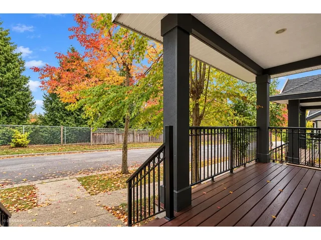 6911 144A STREET, Surrey 4